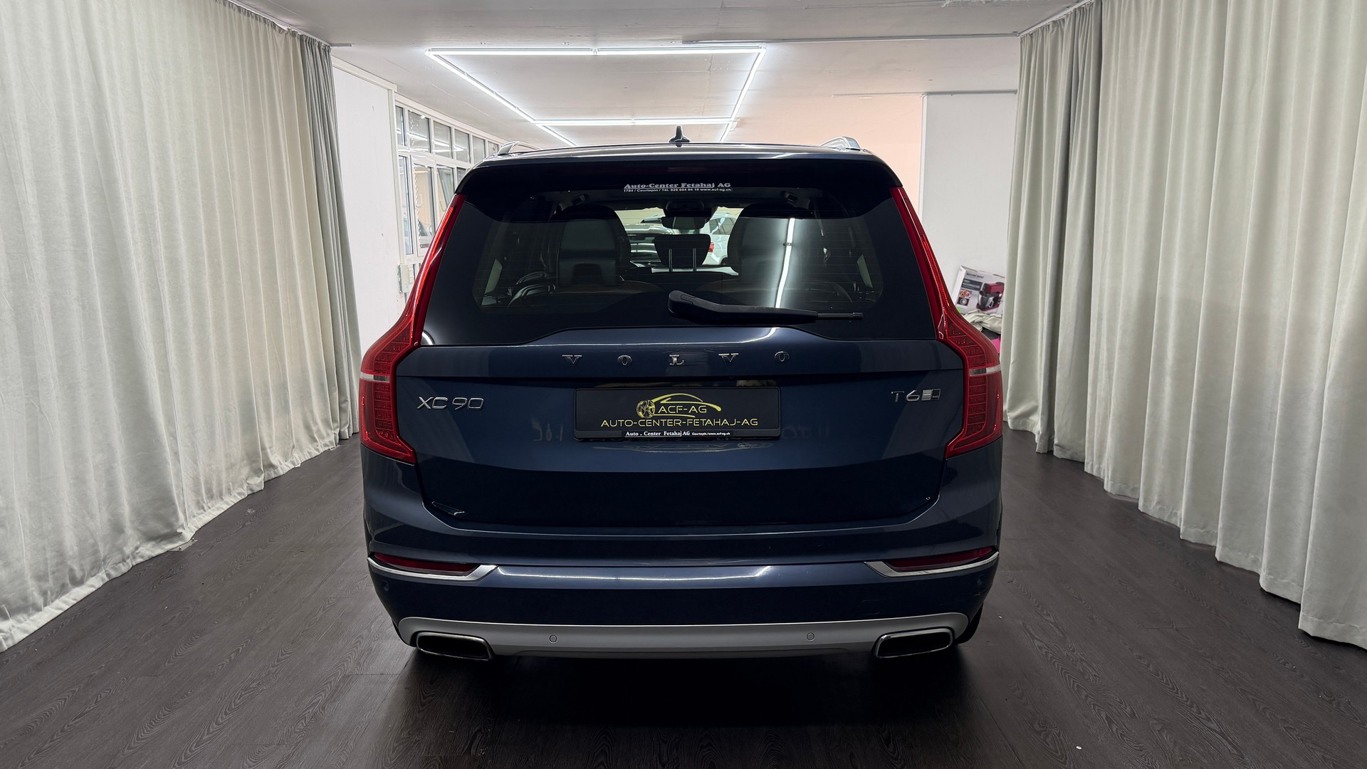 VOLVO XC90 T6 AWD Inscription Geartronic-image-4