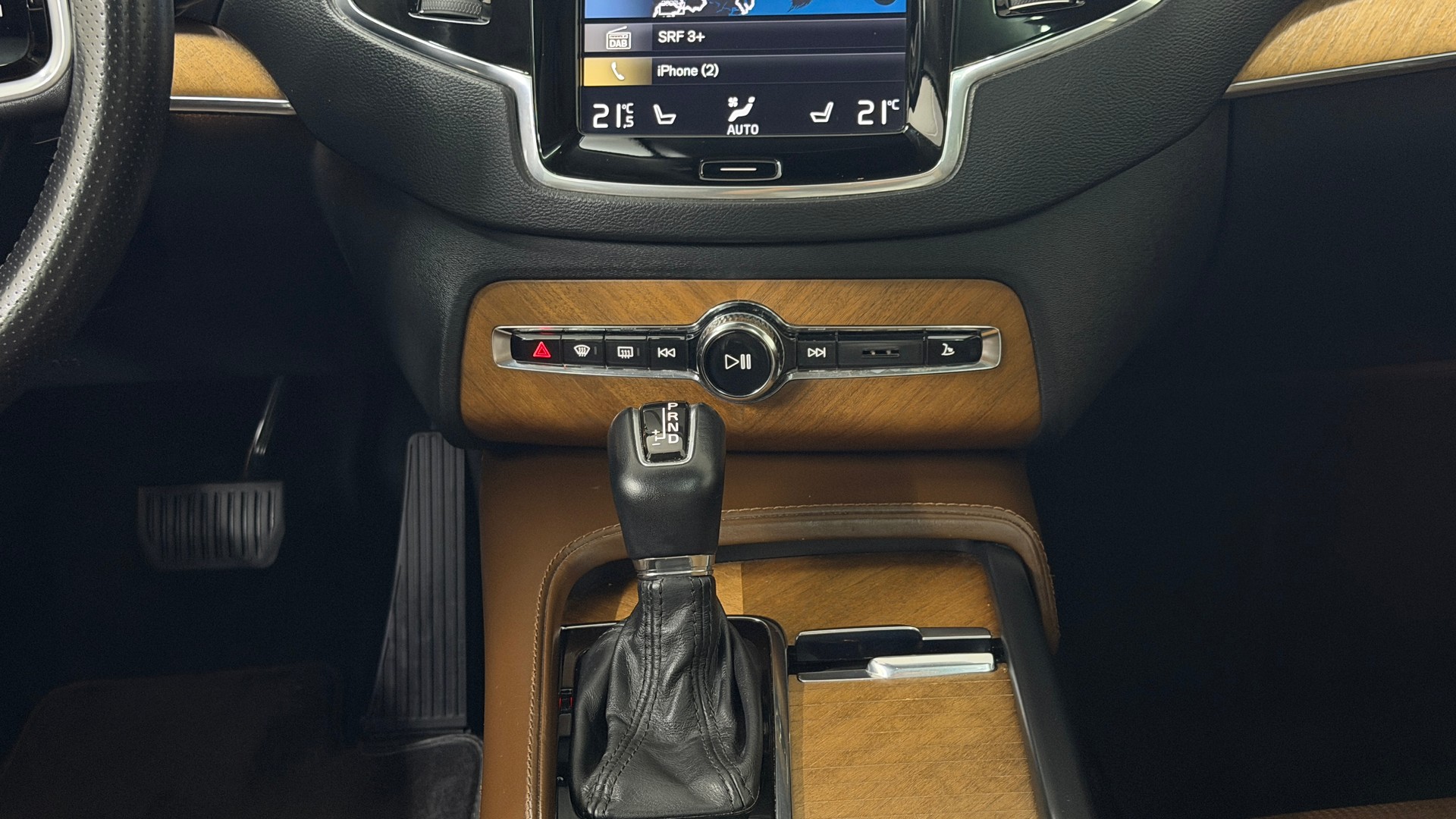 VOLVO XC90 T6 AWD Inscription Geartronic-image-16