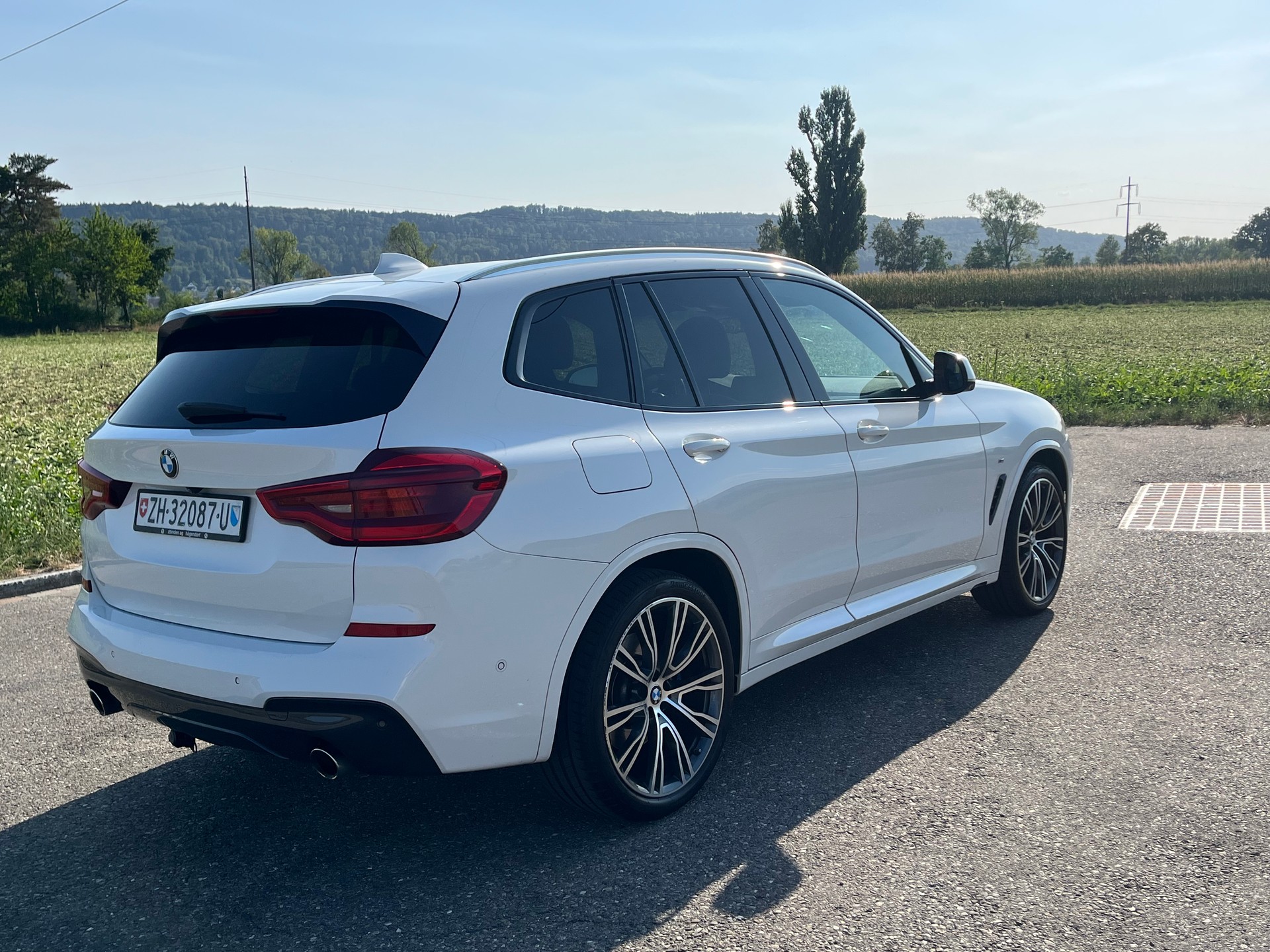 BMW X3 xDrive 30d Individual M Sport Steptronic-image-3
