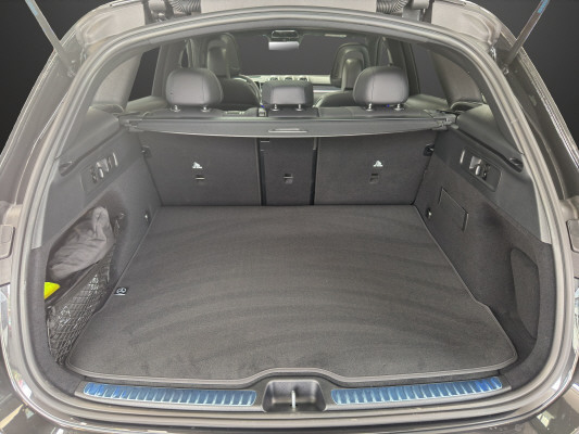 MERCEDES-BENZ GLC 200 4Matic 9G-Tronic-image-12