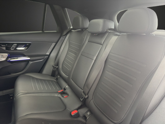 MERCEDES-BENZ GLC 200 4Matic 9G-Tronic-image-10