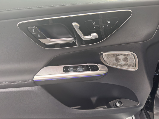 MERCEDES-BENZ GLC 200 4Matic 9G-Tronic-image-9