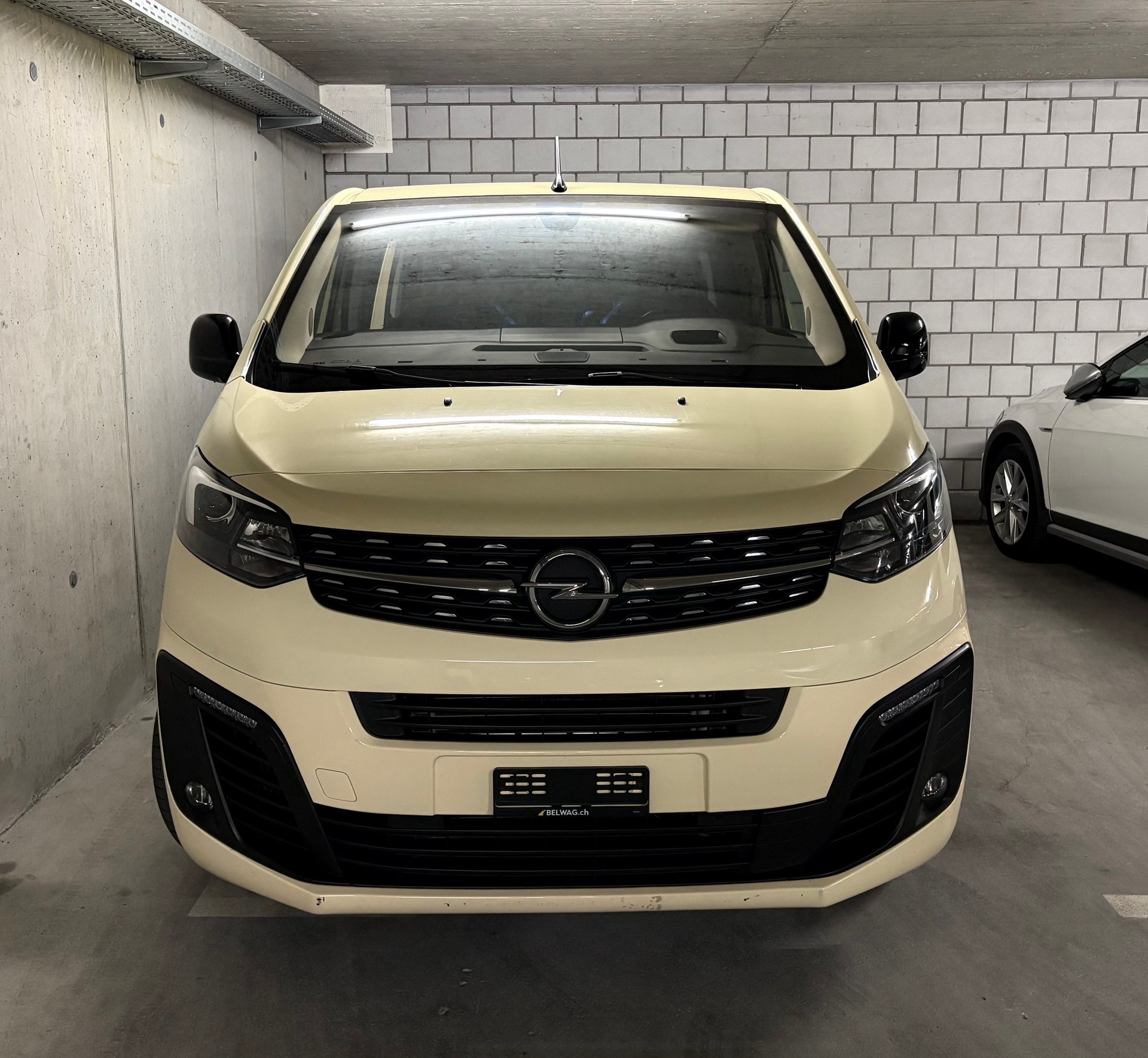 OPEL 2.0 CDTI 177 Business Elegance S/S L-image-1