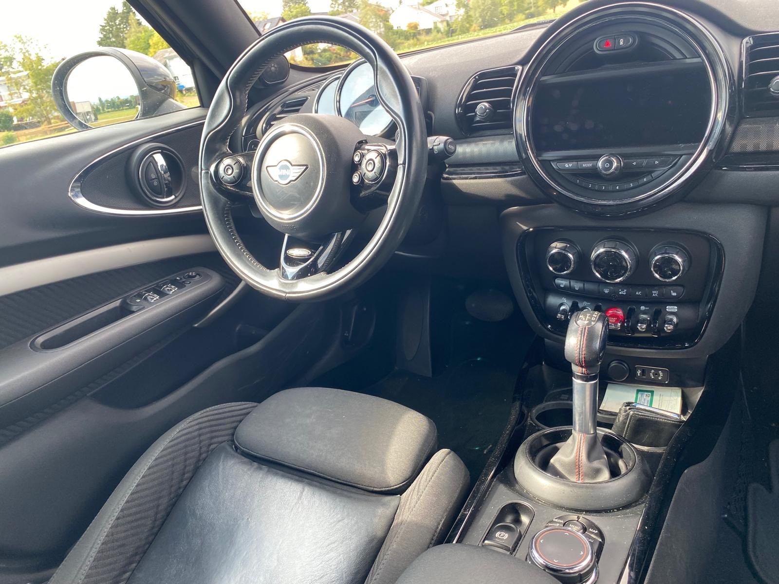 MINI Clubman Cooper SD ALL4 Steptronic-image-9