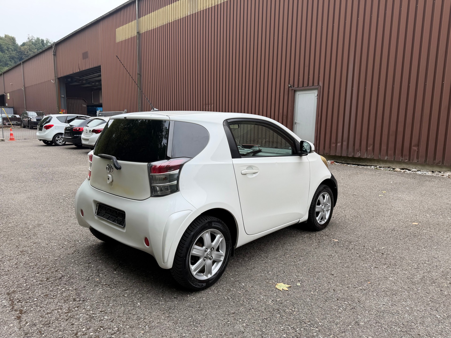 TOYOTA iQ2 1.0 VVT-i-image-5