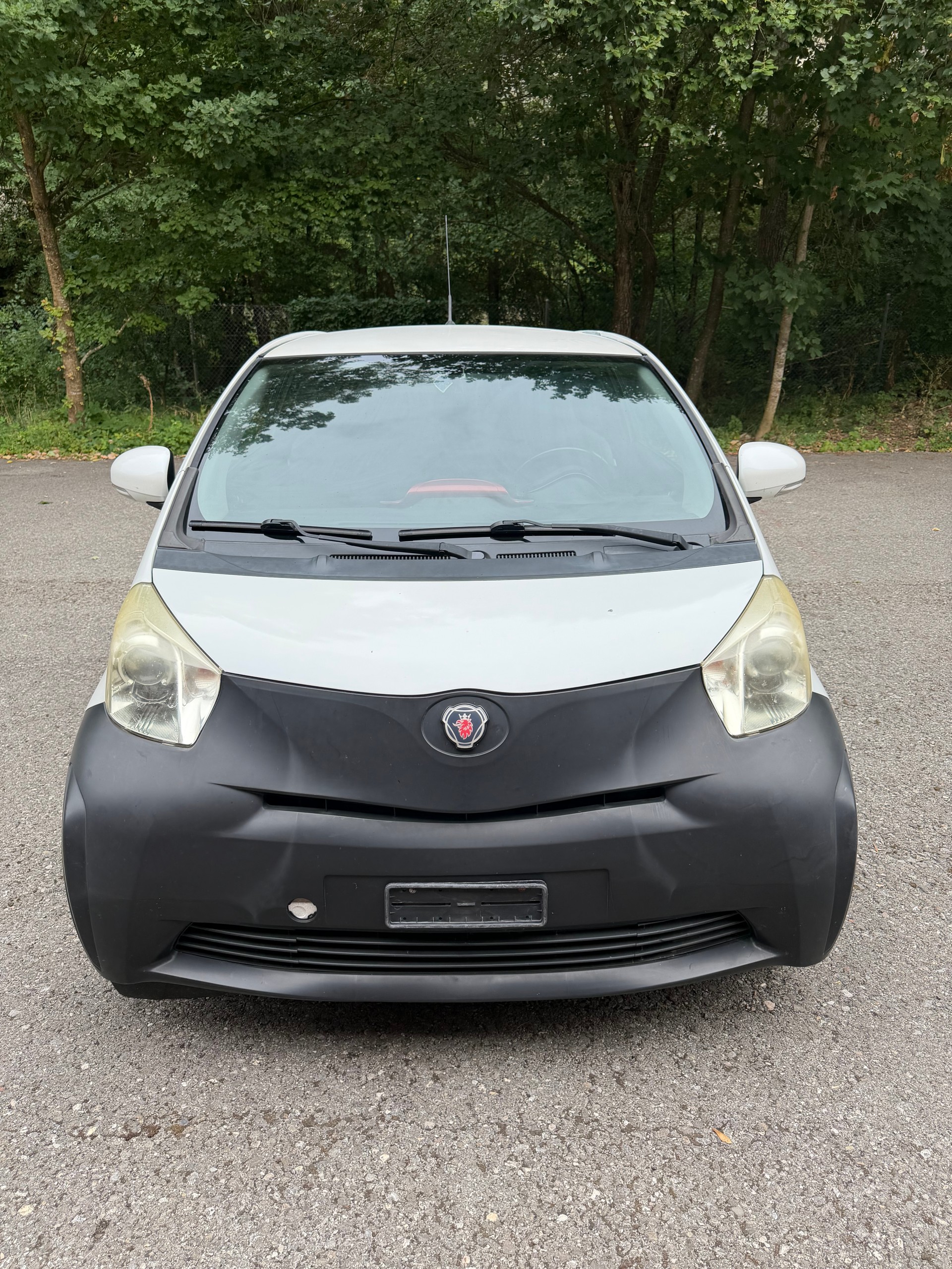 TOYOTA iQ2 1.0 VVT-i-image-1