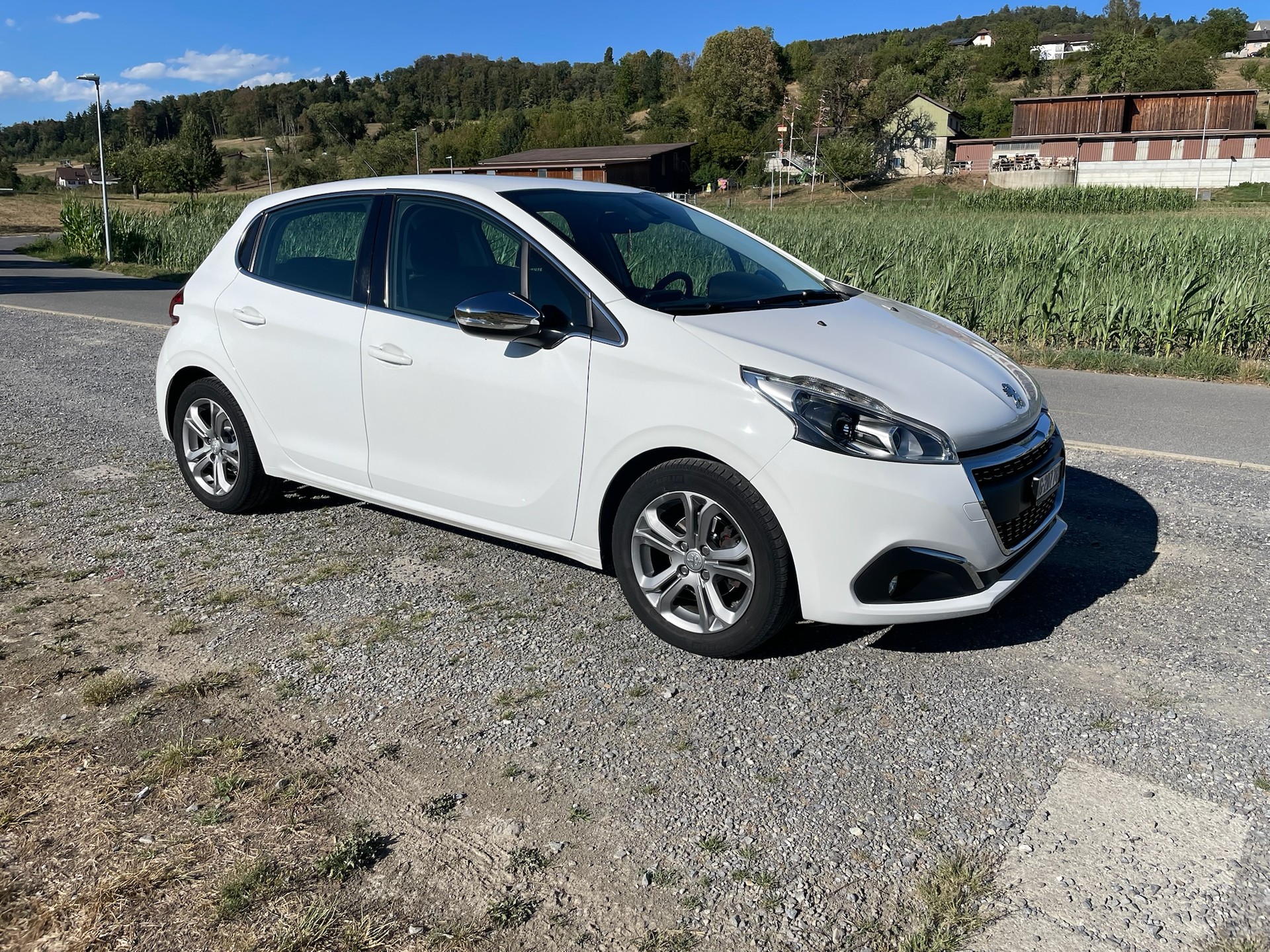 PEUGEOT 1.2 PureTech Allure S/S-image-0