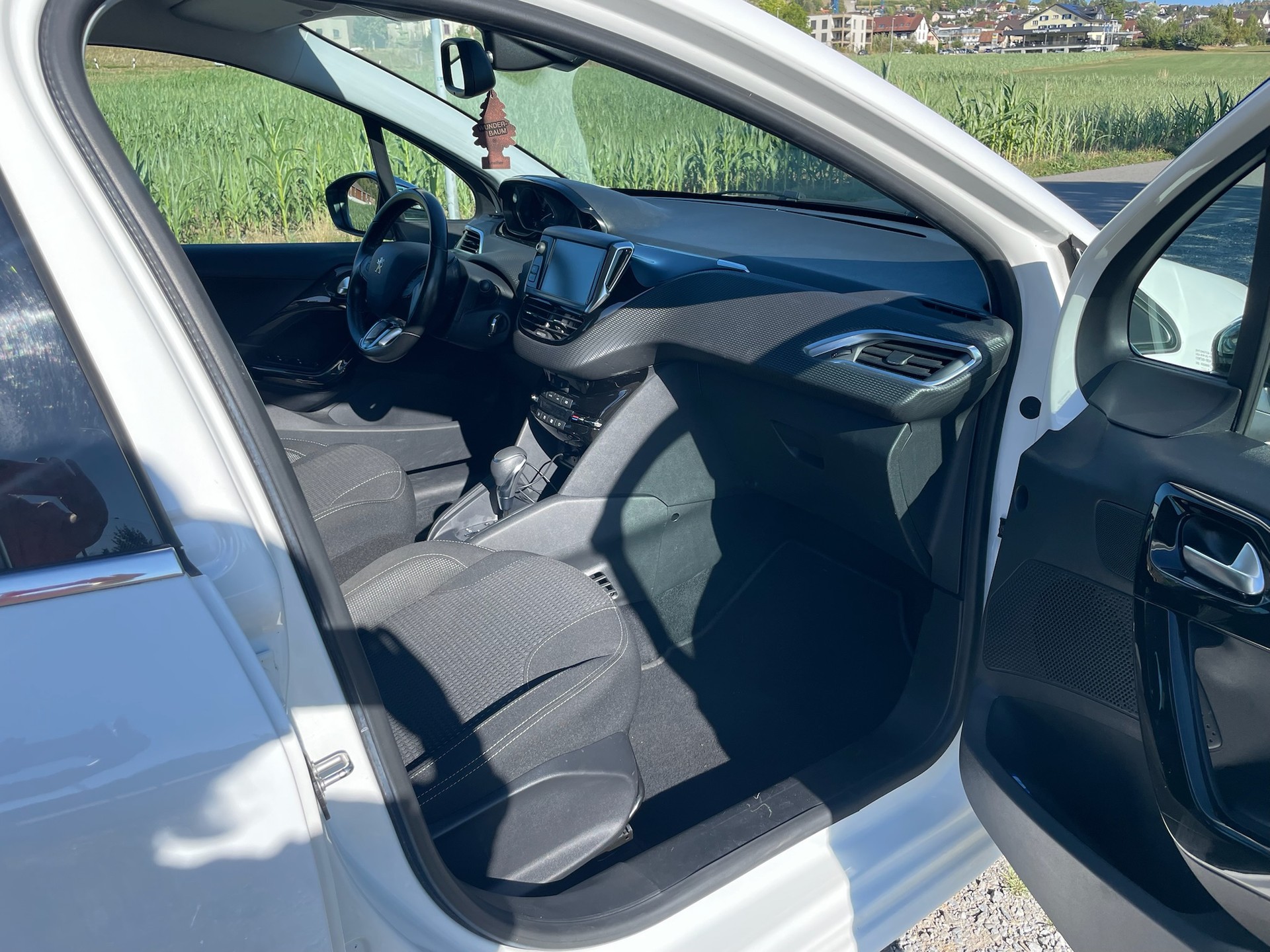 PEUGEOT 1.2 PureTech Allure S/S-image-5