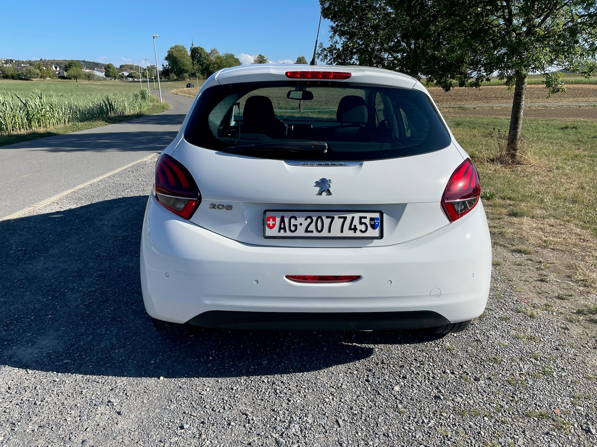 PEUGEOT 1.2 PureTech Allure S/S-image-2