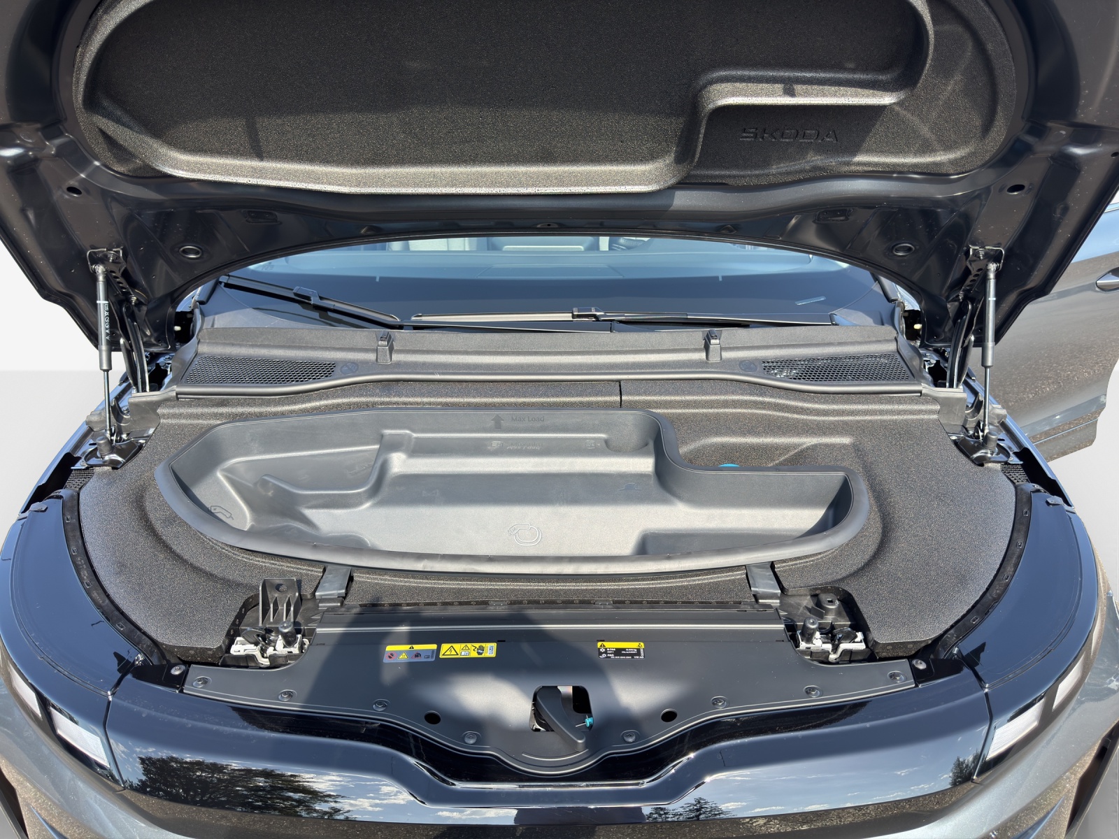 SKODA Enyaq Dynamic 85x 4x4-image-15