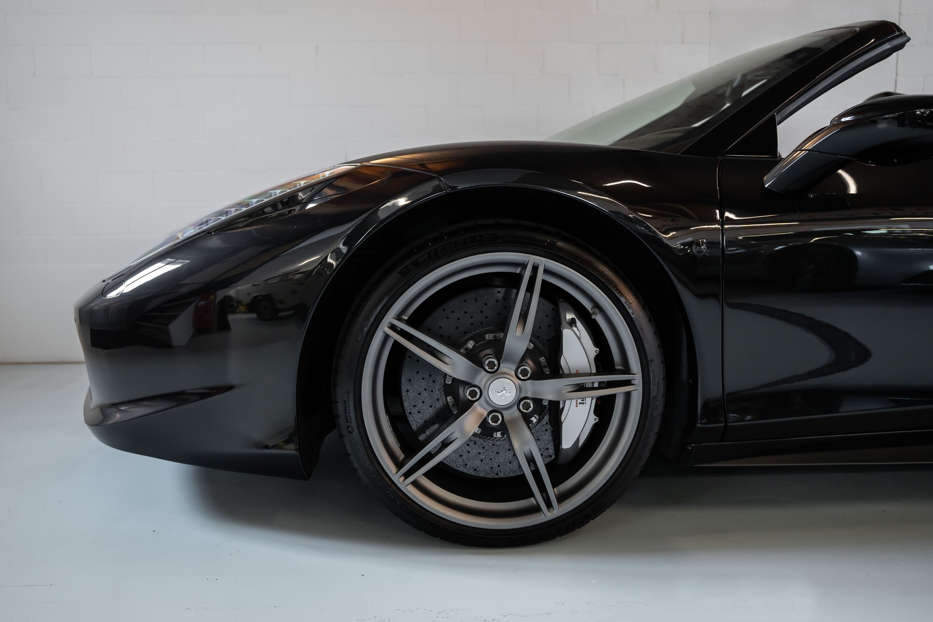 FERRARI 458 Spider Italia 4.5 V8-image-2