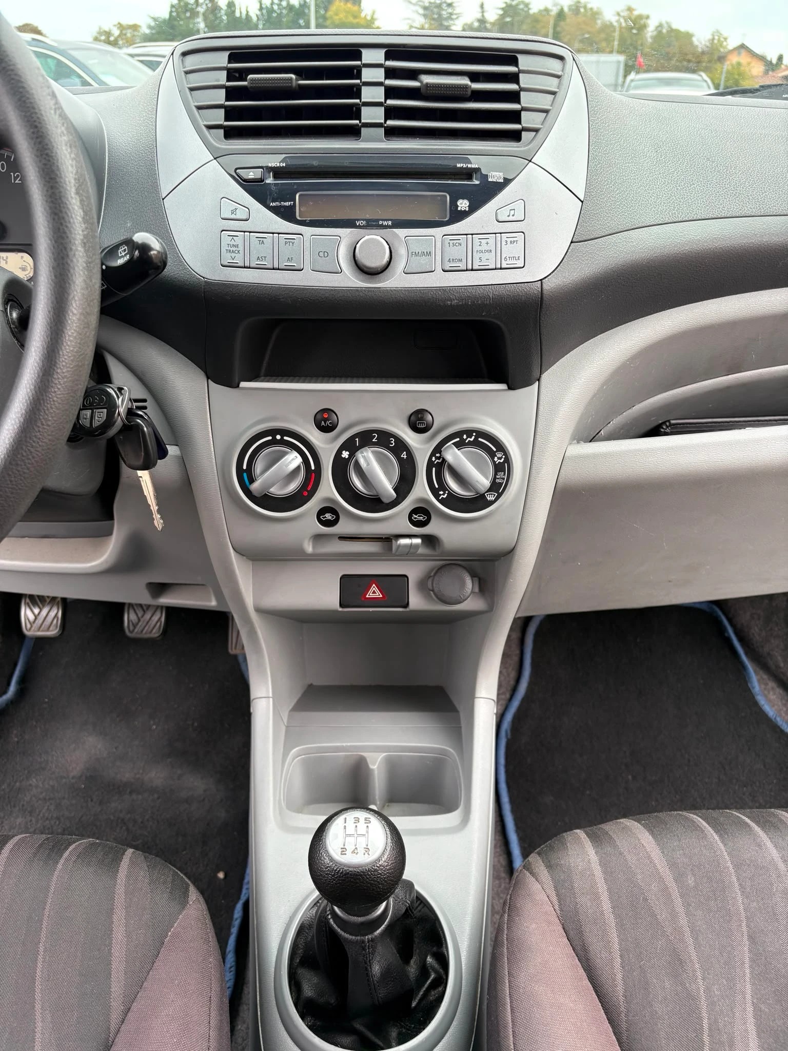 NISSAN Pixo 1.0 more-image-7