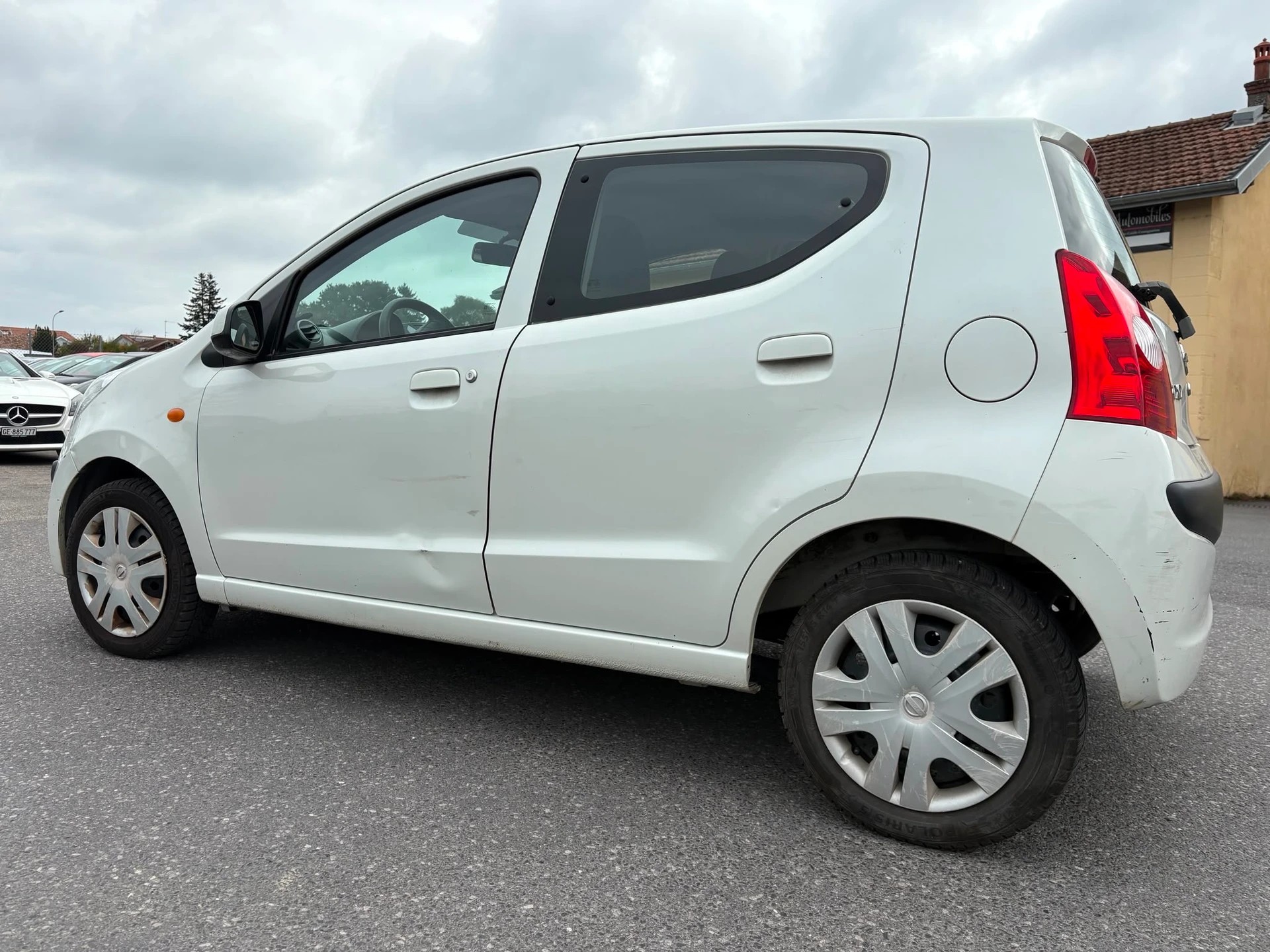 NISSAN Pixo 1.0 more-image-5