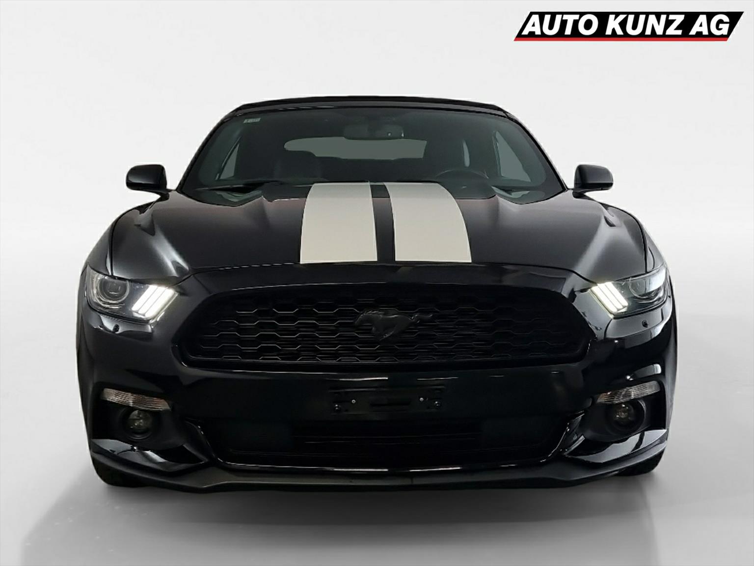 FORD Mustang Convertible 3.7-image-2