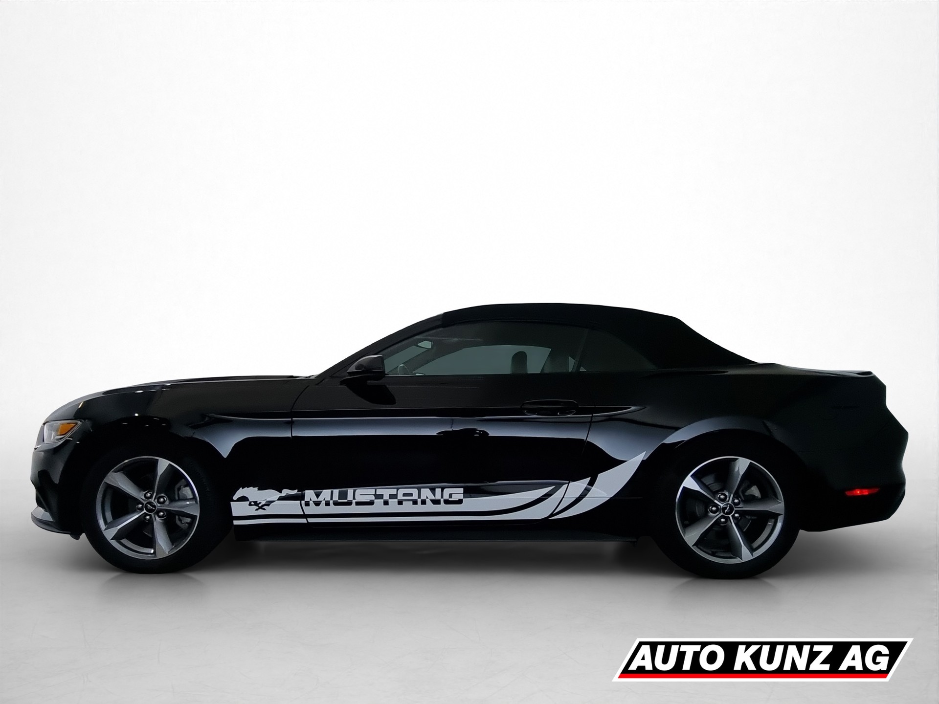 FORD Mustang Convertible 3.7-showroom-element-2