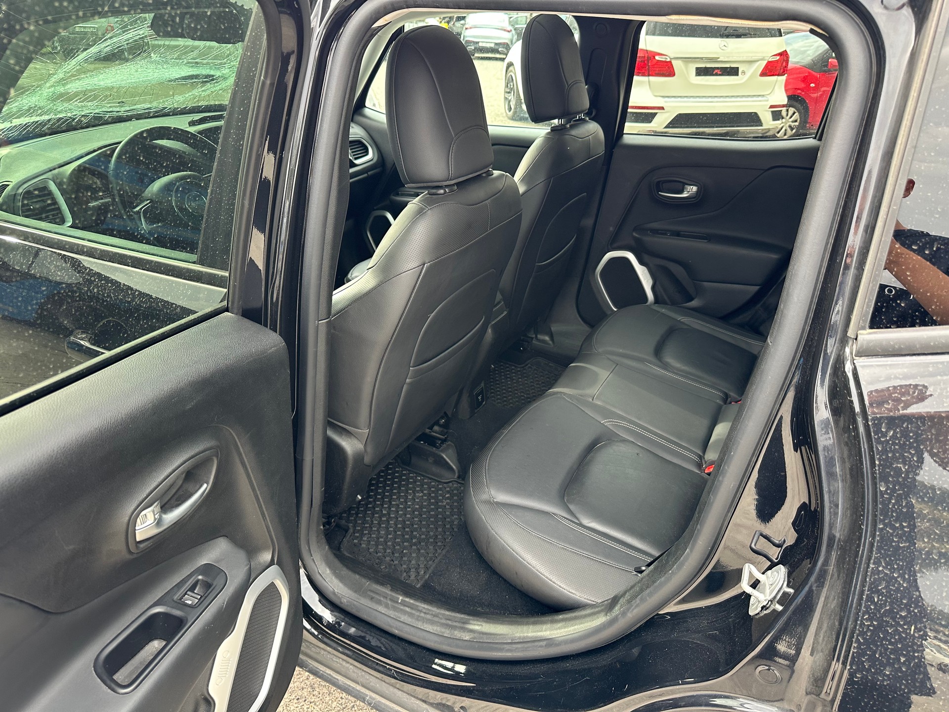 JEEP Renegade 2.0 CRD Limited AWD + Low Range 9ATX-image-9