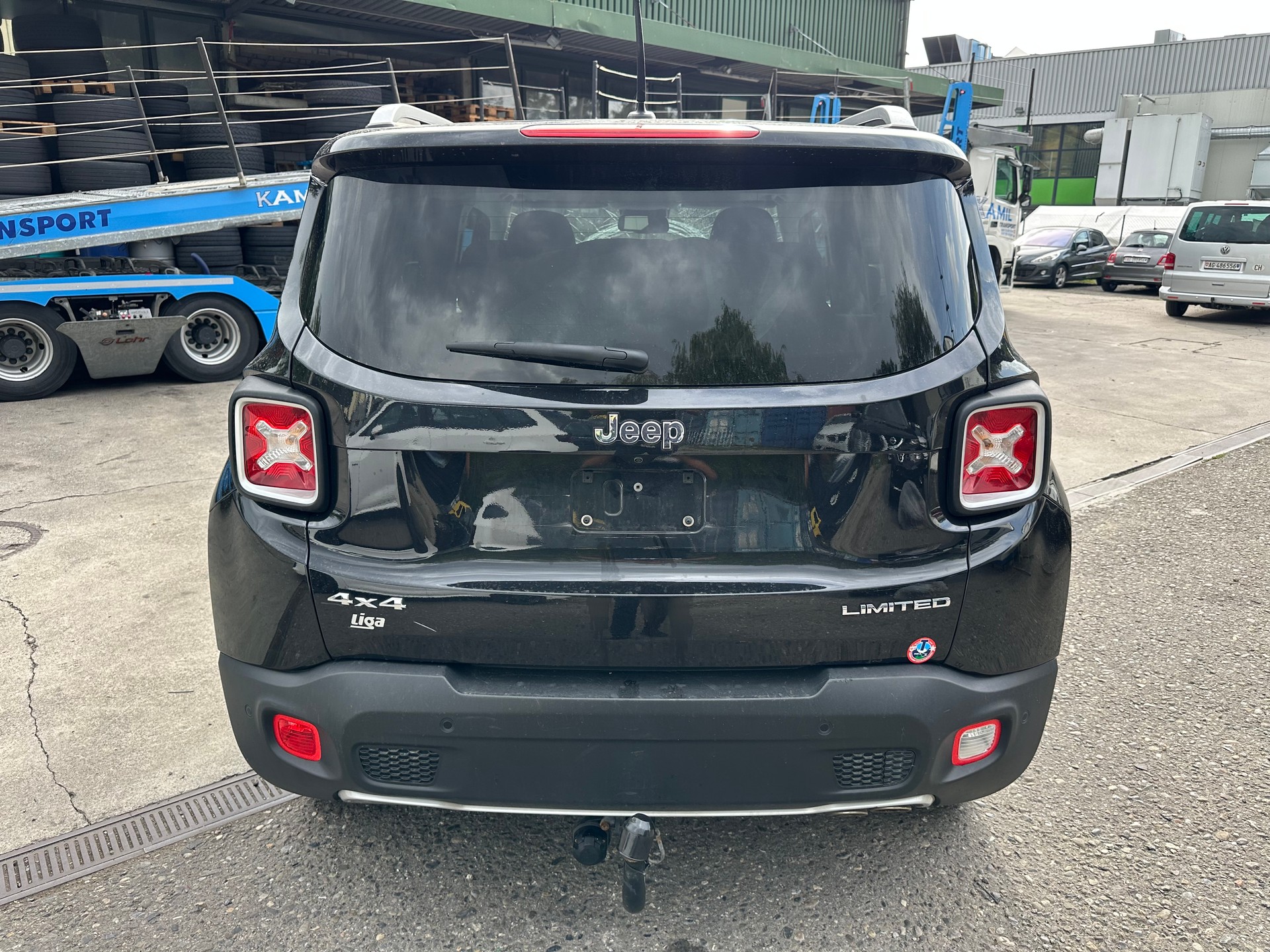 JEEP Renegade 2.0 CRD Limited AWD + Low Range 9ATX-image-2