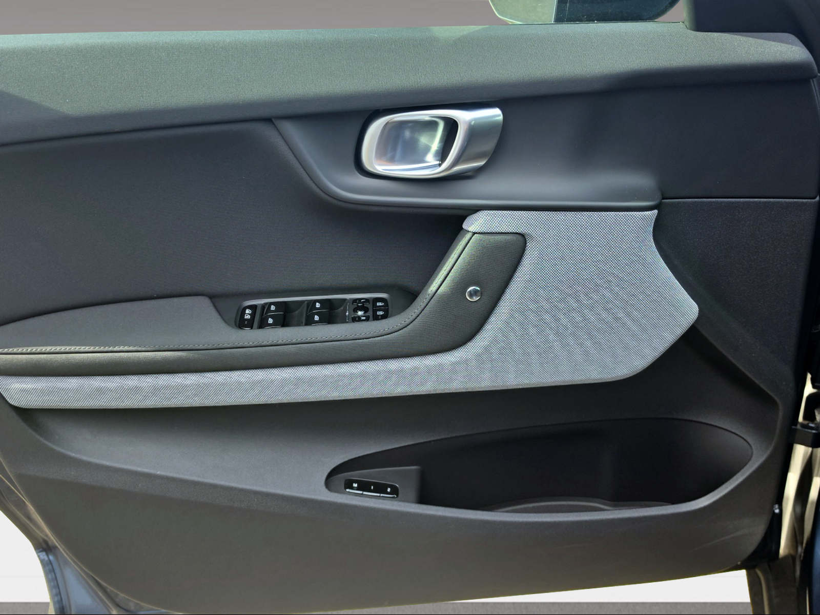 POLESTAR 2 Long Range Dual Motor-image-6