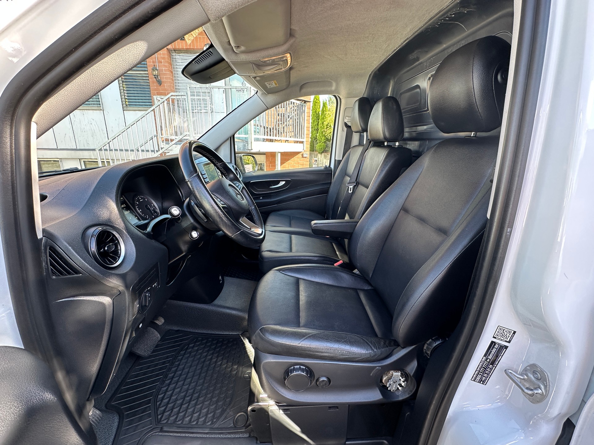 MERCEDES-BENZ Vito 114 CDI Lang 9G-Tronic Base-image-5