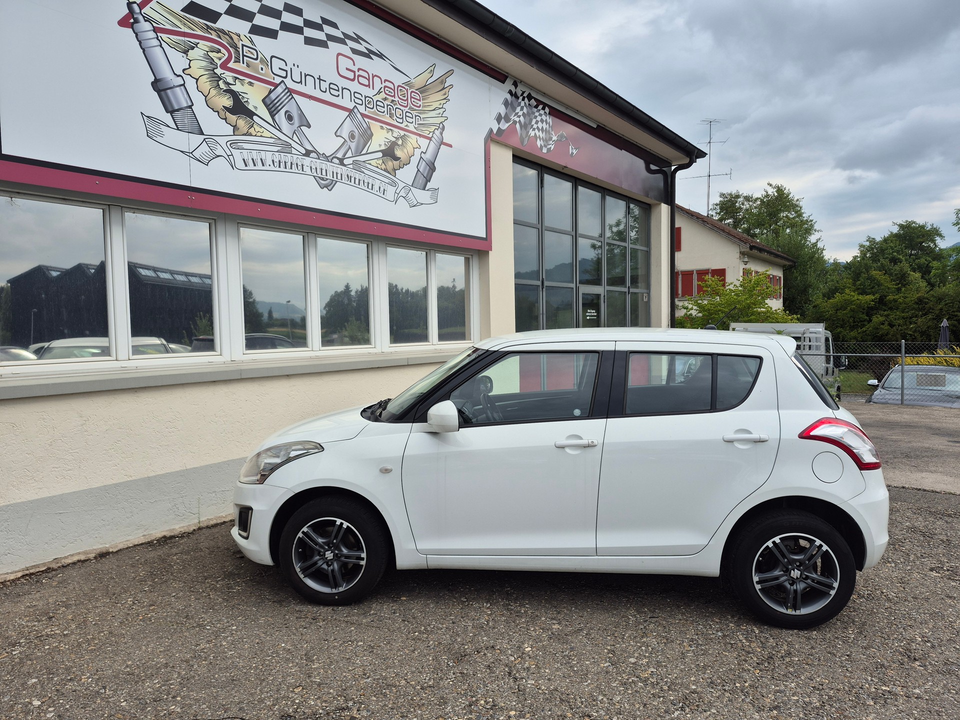SUZUKI Swift 1.2i 16V Unico 4x4-image-5
