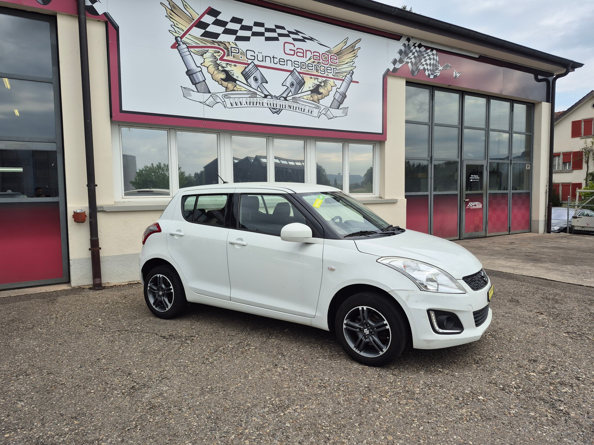 SUZUKI Swift 1.2i 16V Unico 4x4-image-8