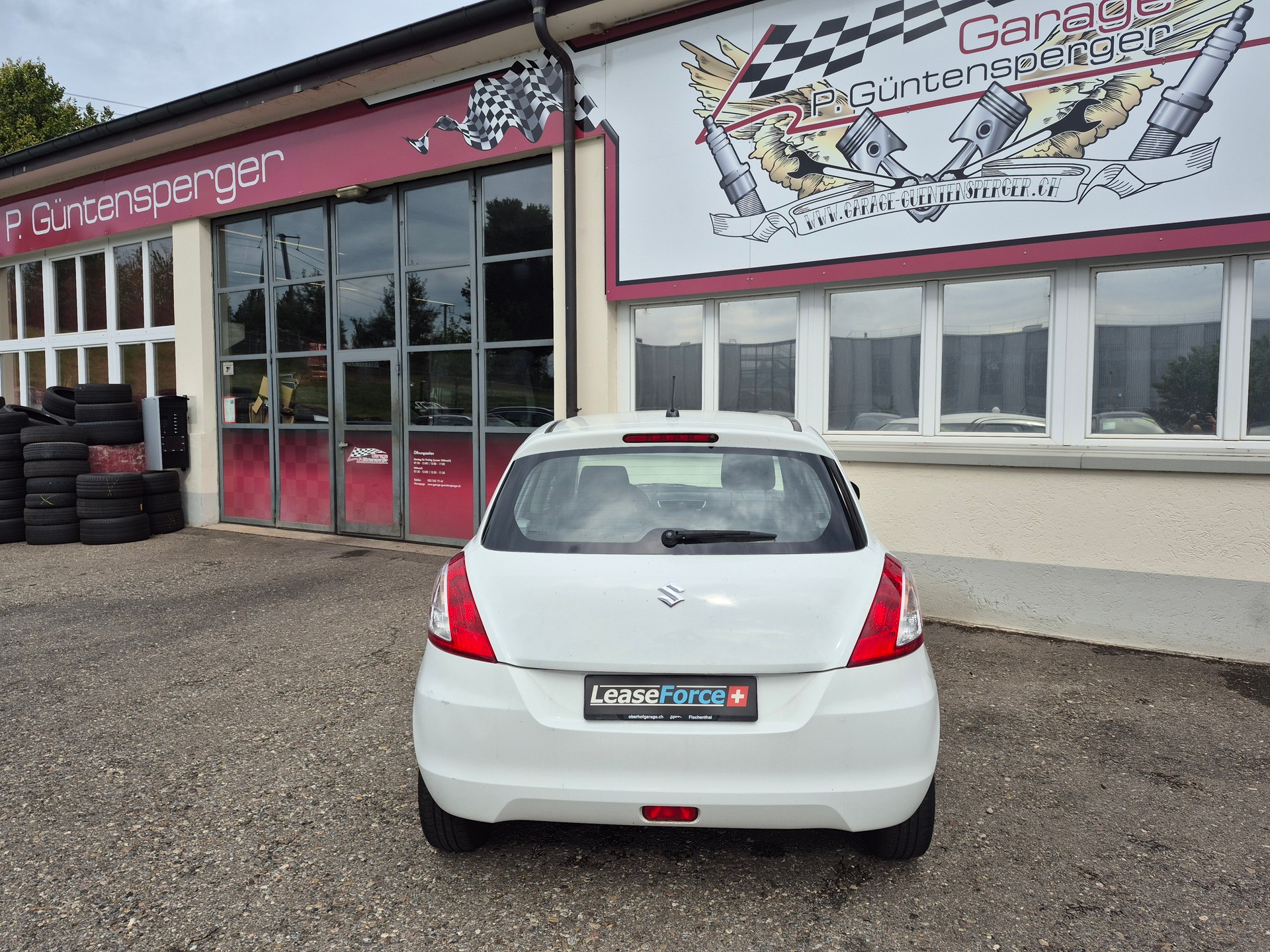 SUZUKI Swift 1.2i 16V Unico 4x4-image-3