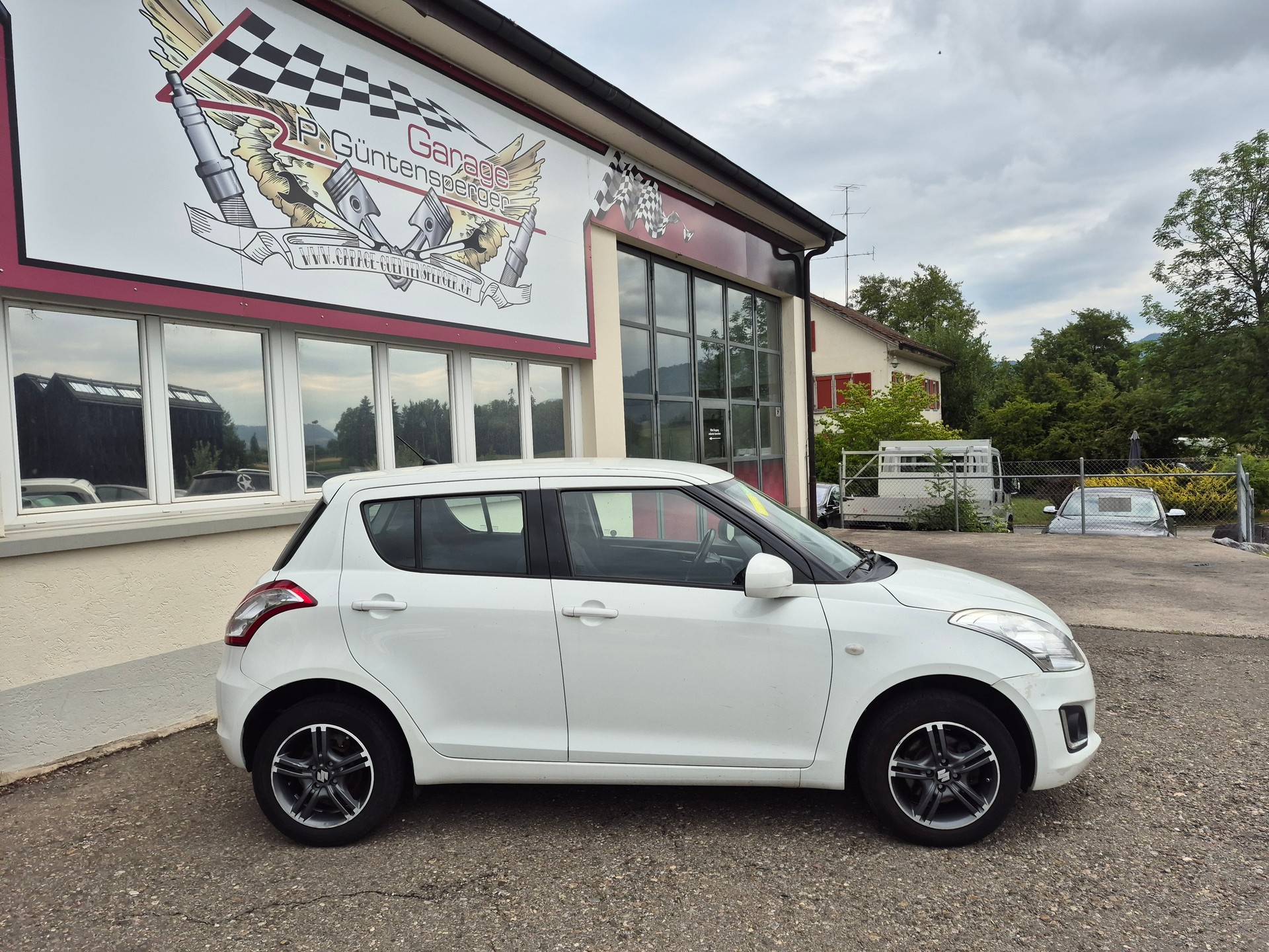 SUZUKI Swift 1.2i 16V Unico 4x4-image-1