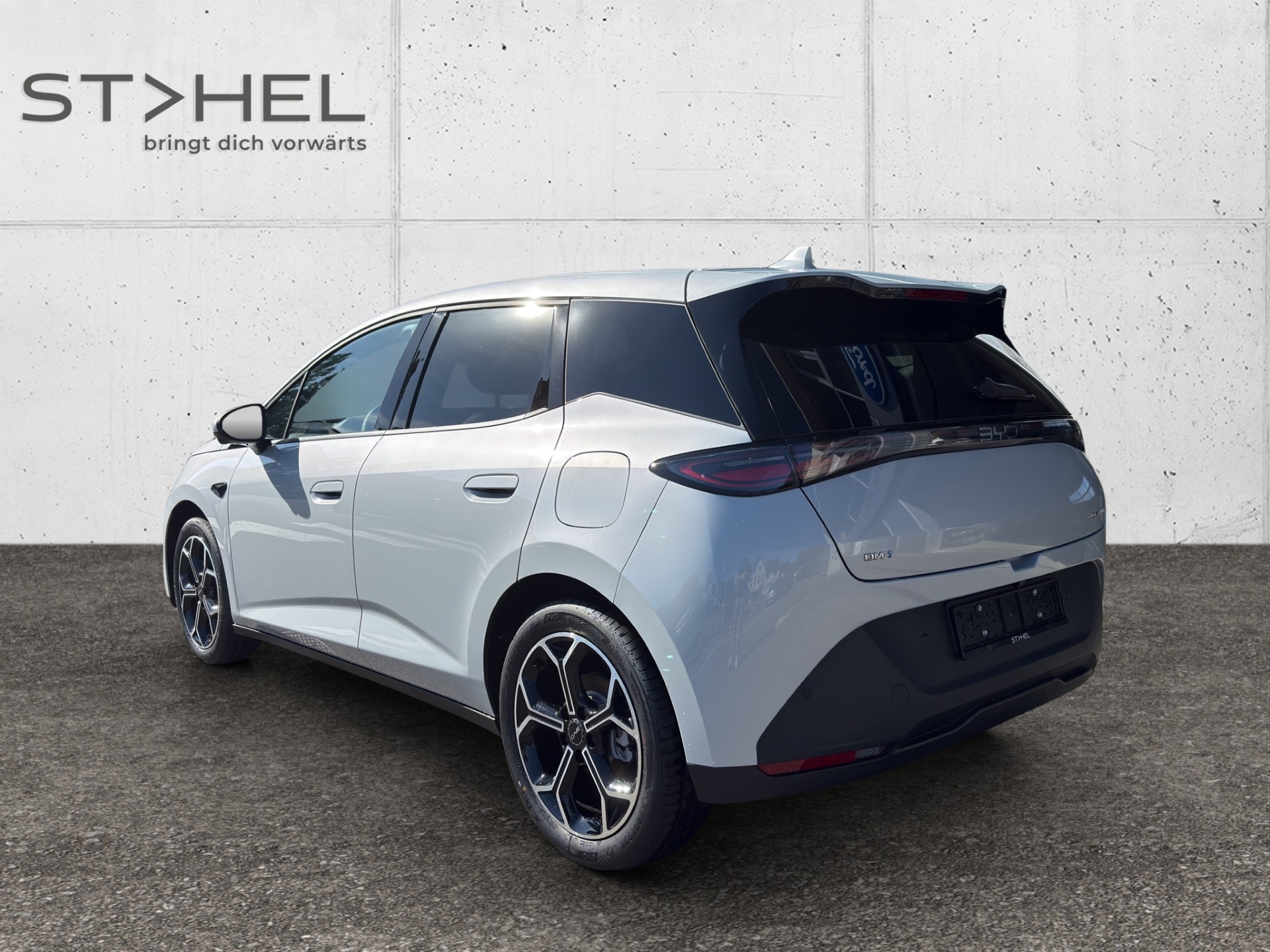 BYD Dolphin G DM-i Comfort-showroom-element-3