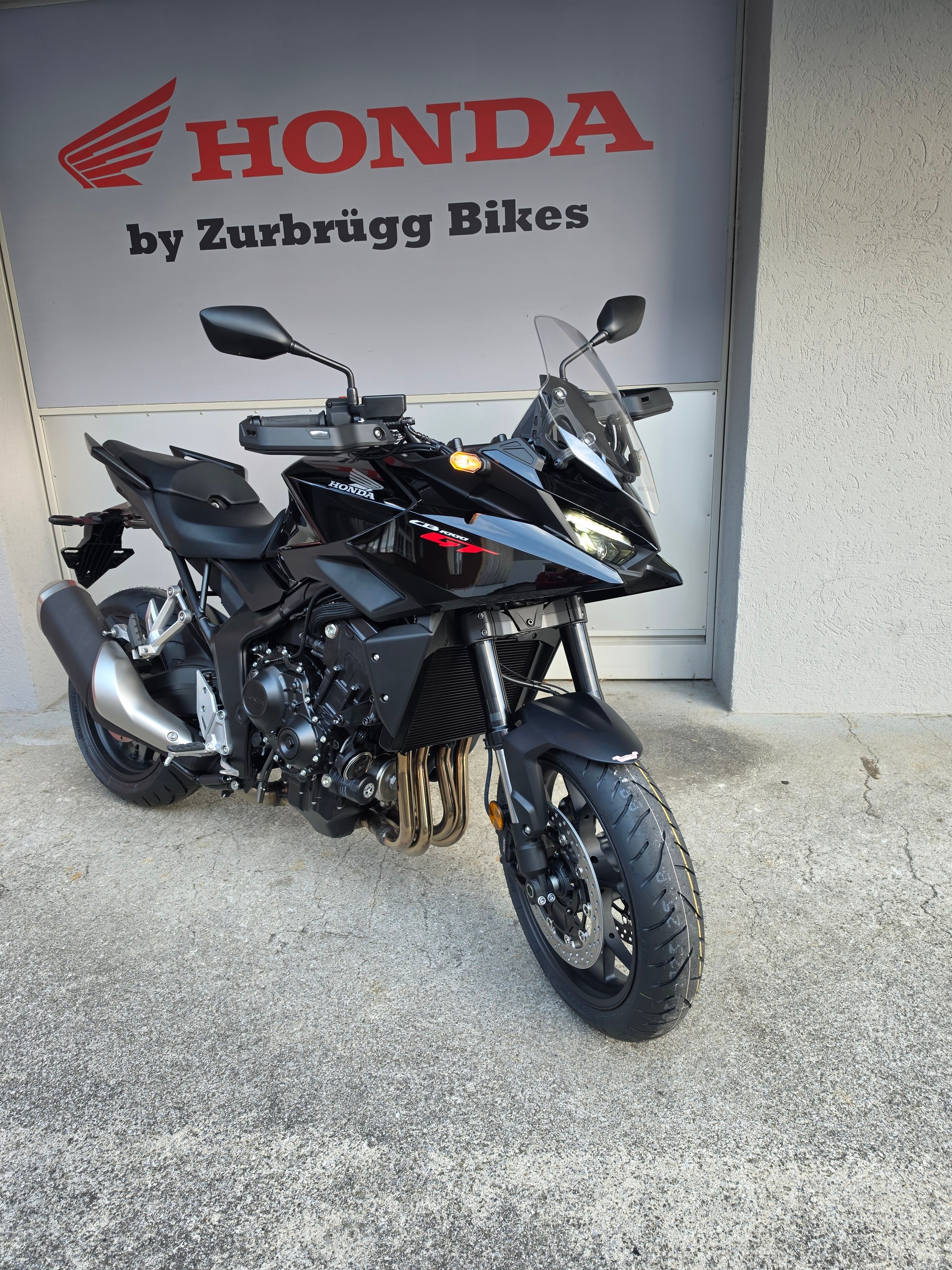 HONDA GT-showroom-element-3