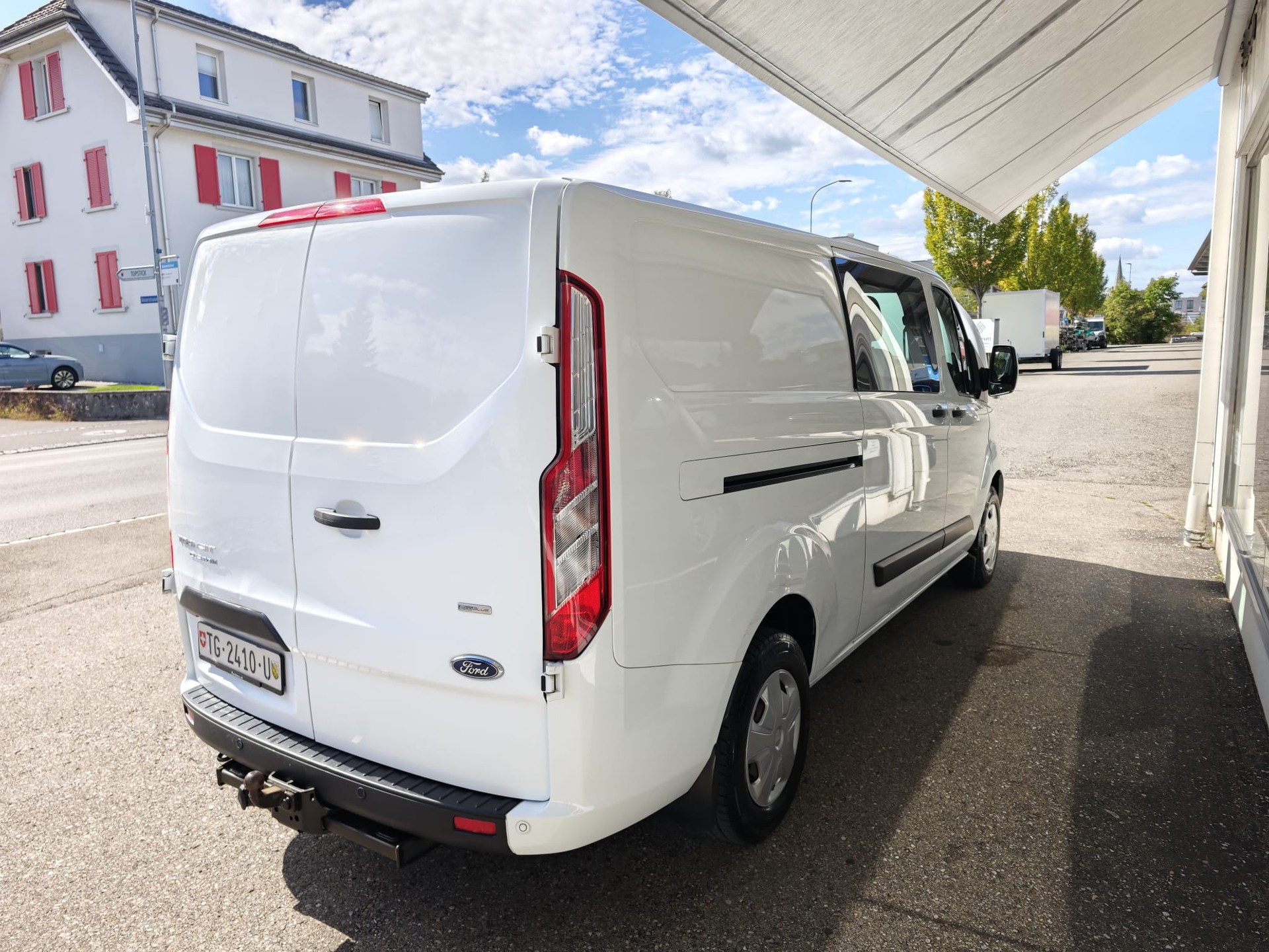 FORD Transit Custom 300 L2H1 105 PS Doppelkabine Trend 4d-image-16