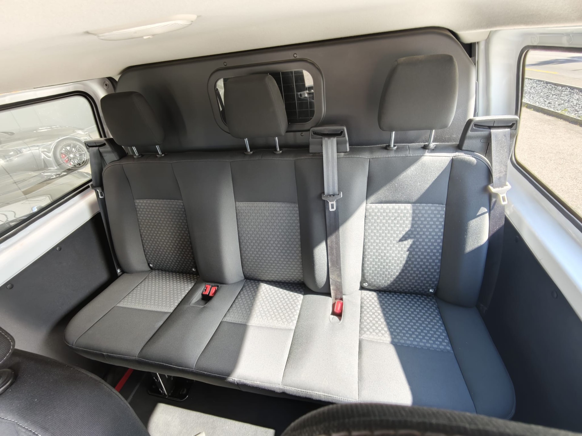 FORD Transit Custom 300 L2H1 105 PS Doppelkabine Trend 4d-image-8