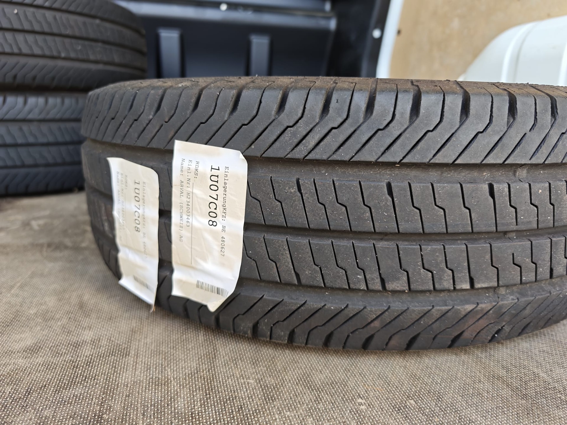 FORD Transit Custom 300 L2H1 105 PS Doppelkabine Trend 4d-image-22