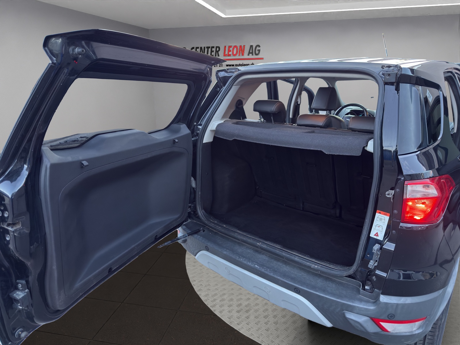 FORD EcoSport 1.0 SCTi Titanium-image-18