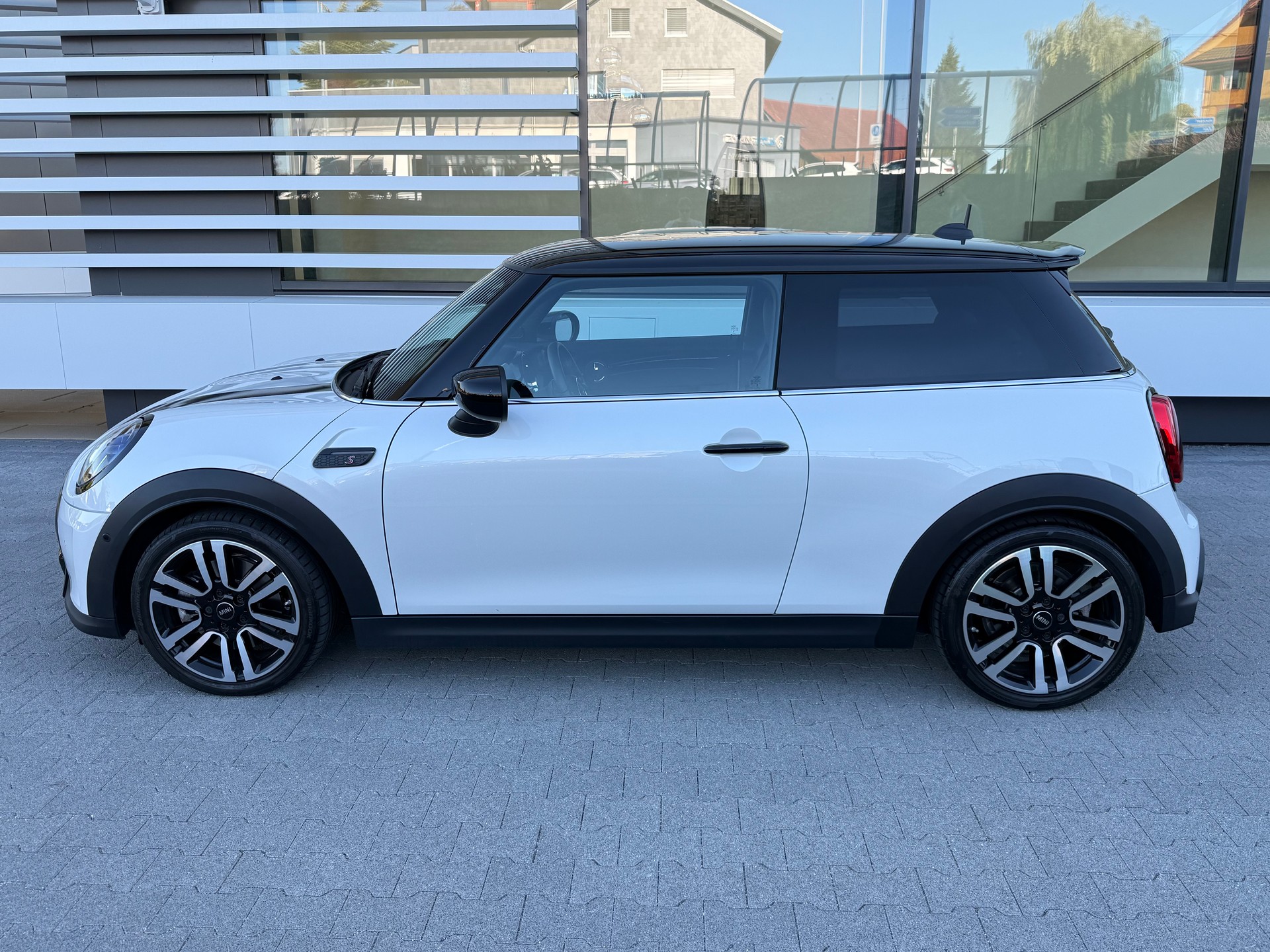 MINI 2.0i Cooper S SDKG-image-5