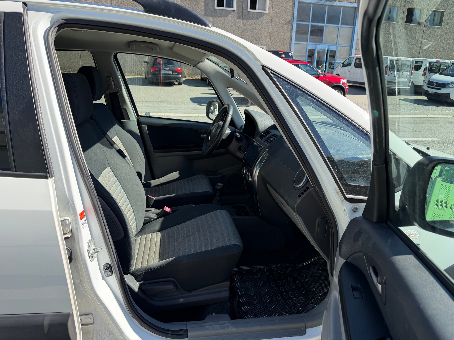 SUZUKI SX4 1.9 TD GL Top 4WD-image-6