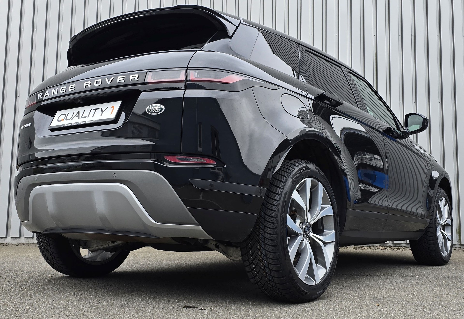 LAND ROVER Range Rover Evoque P 250 AT9-image-4