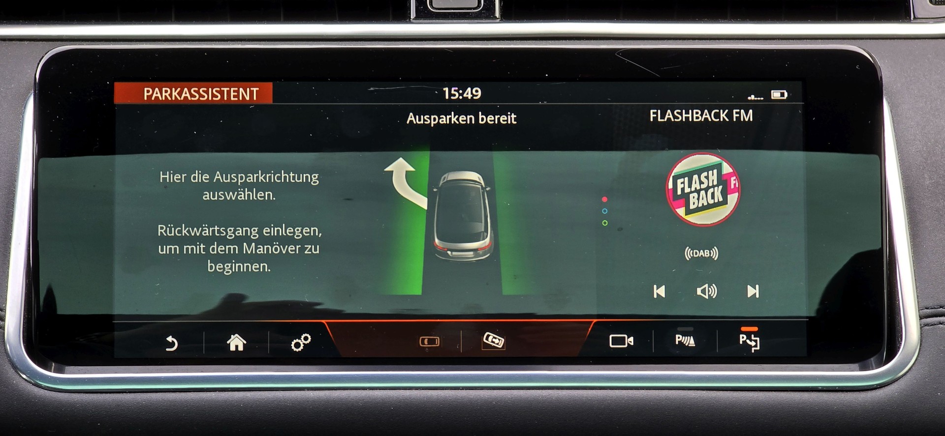 LAND ROVER Range Rover Evoque P 250 AT9-image-12