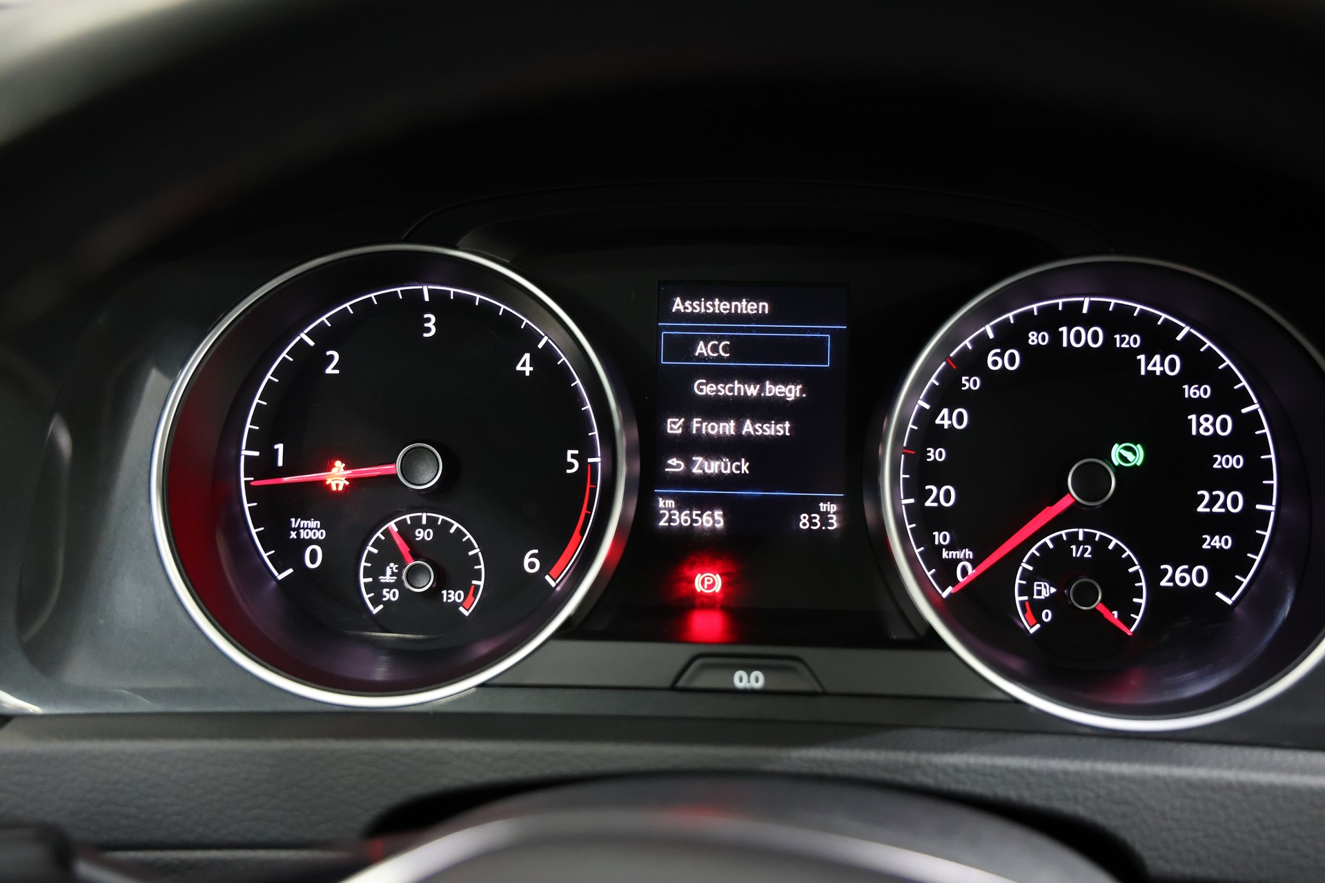 VW Golf Variant 2.0 TDI Comfortline DSG-image-7