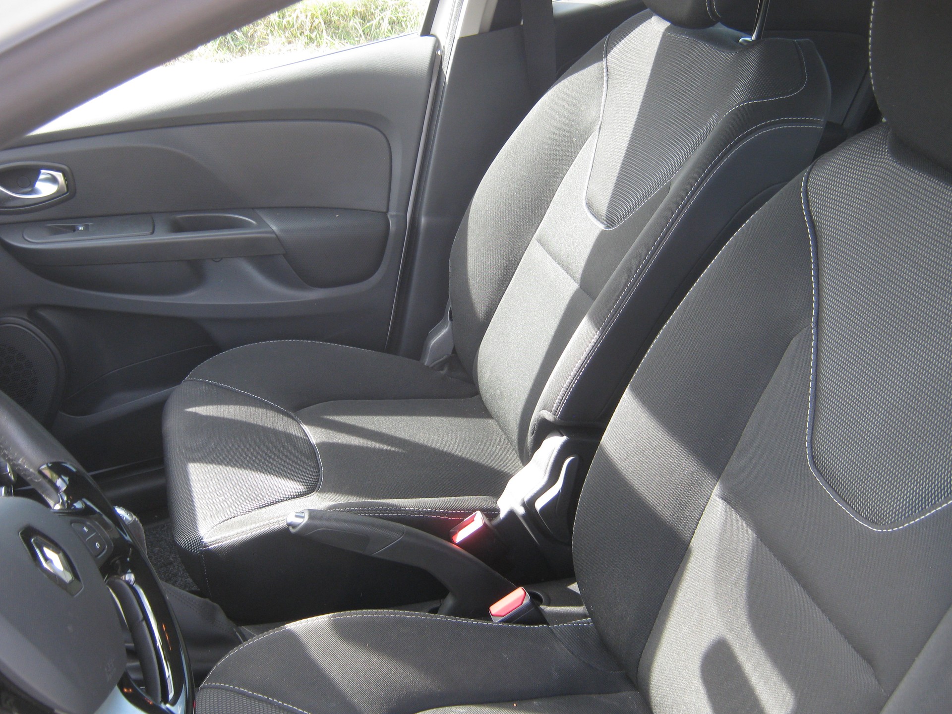 RENAULT Clio Grandtour 1.2 16V Expression-image-10