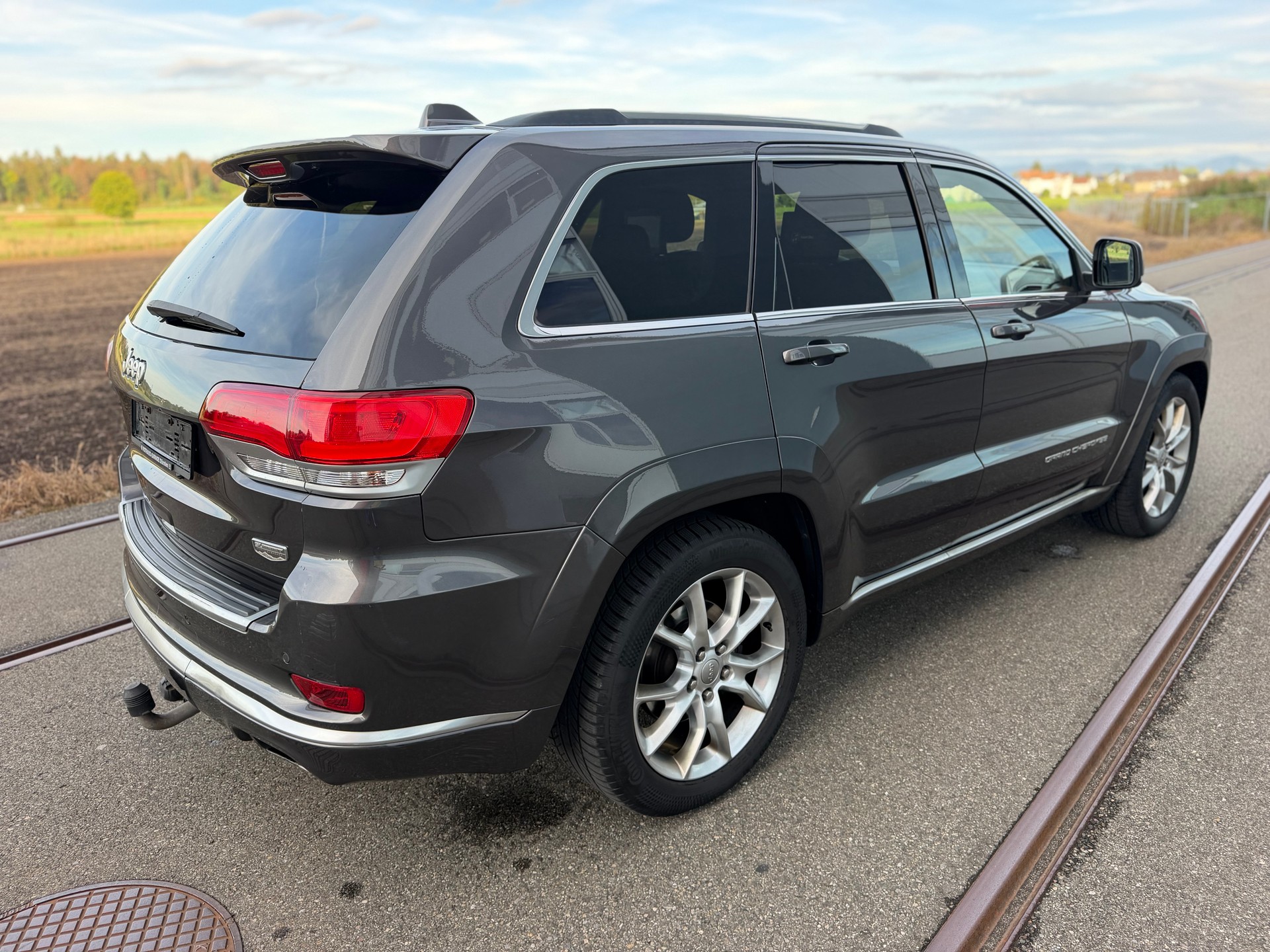 JEEP Grand Cherokee 3.0 CRD Summit Automatic-image-3