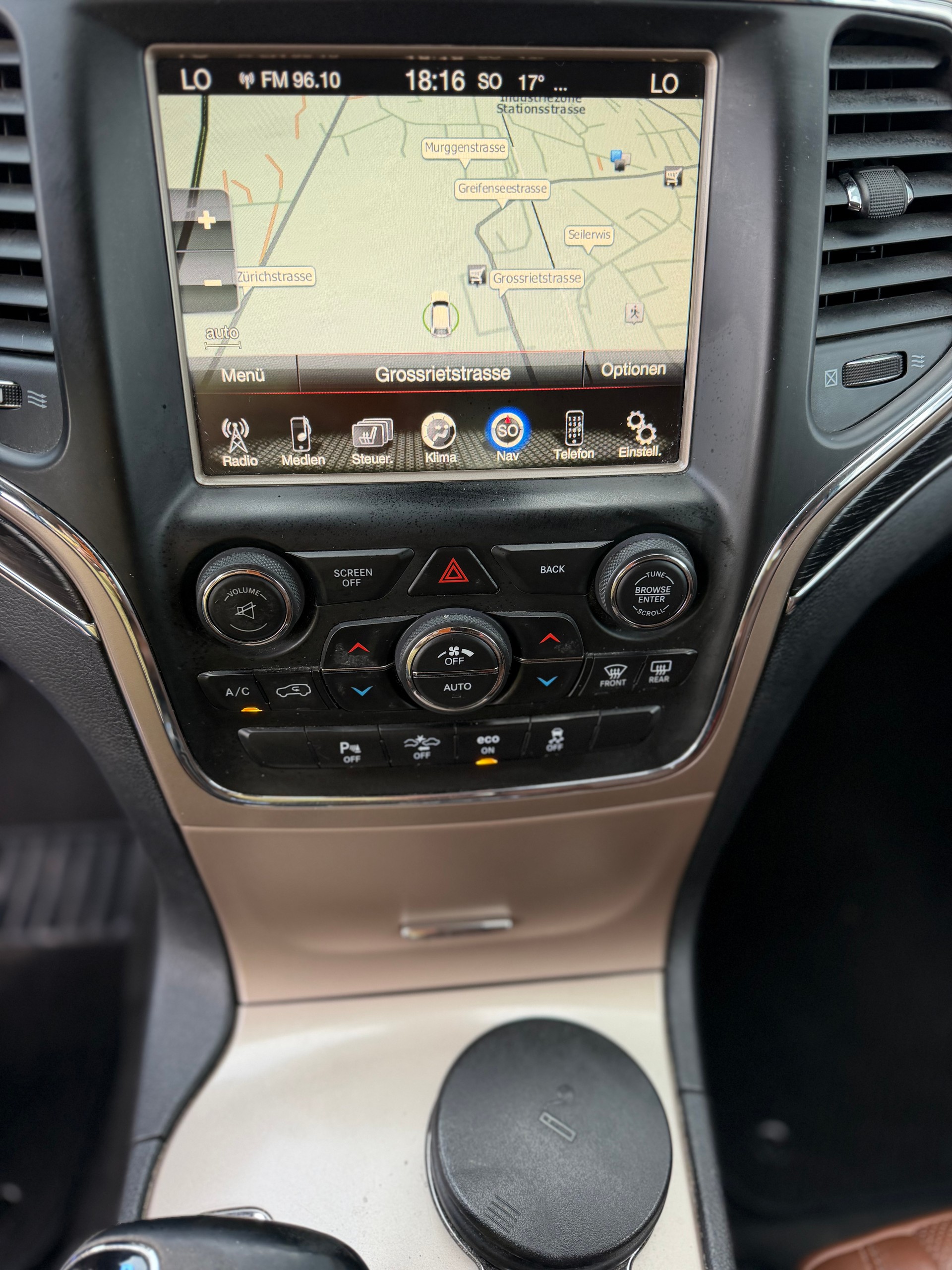 JEEP Grand Cherokee 3.0 CRD Summit Automatic-image-16
