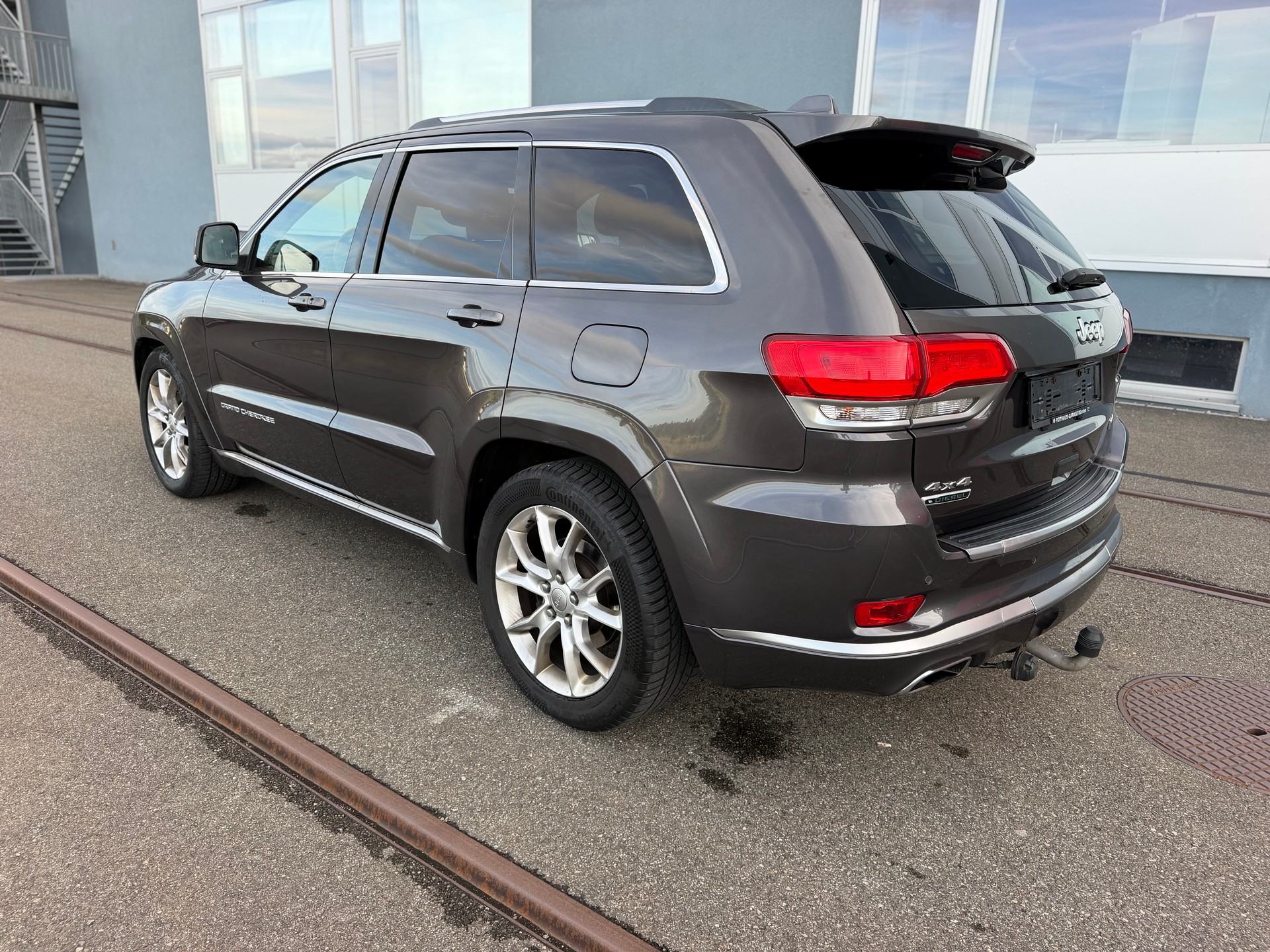 JEEP Grand Cherokee 3.0 CRD Summit Automatic-image-5