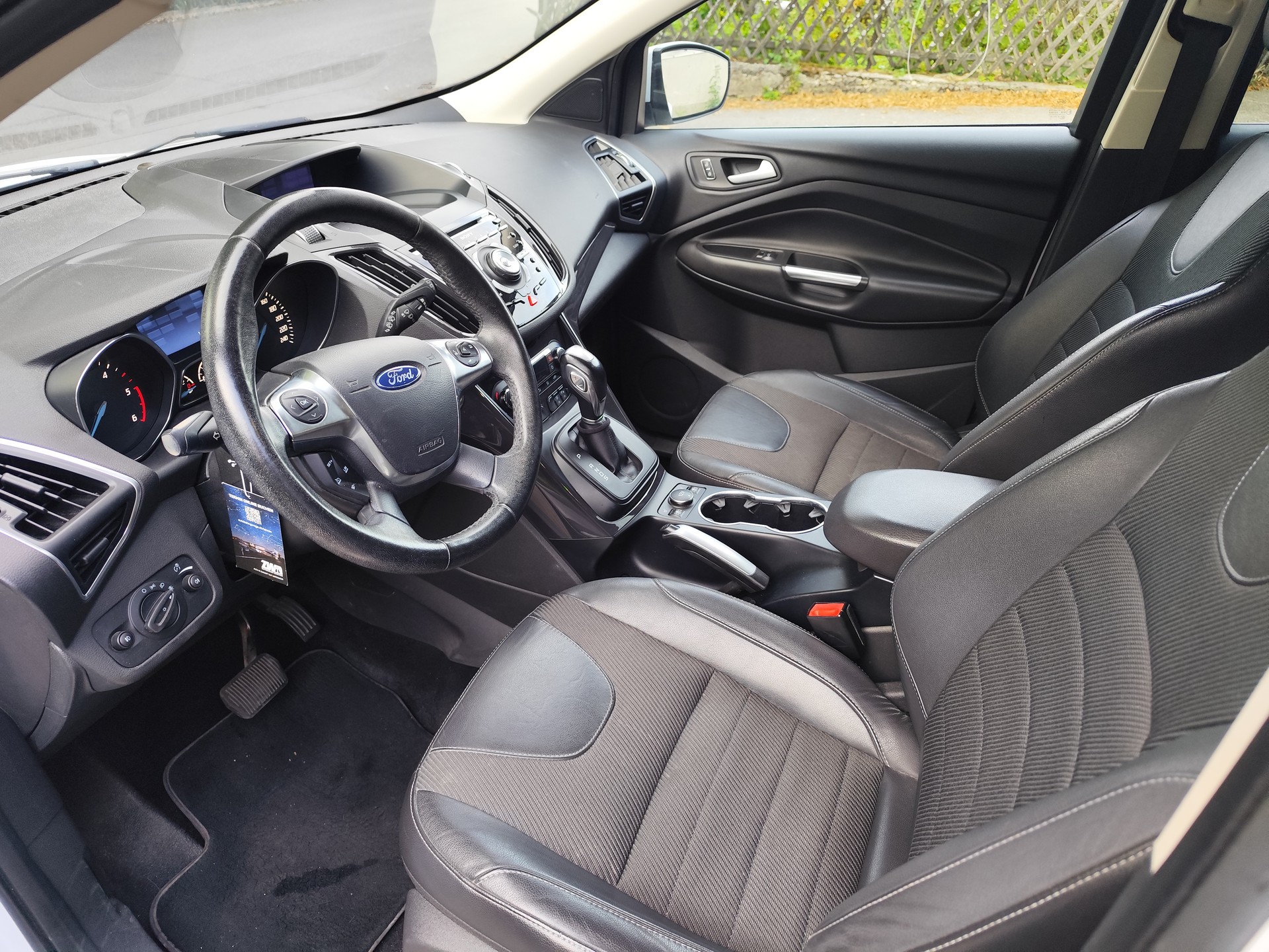 FORD 2.0 TDCi 163 Titanium-image-3