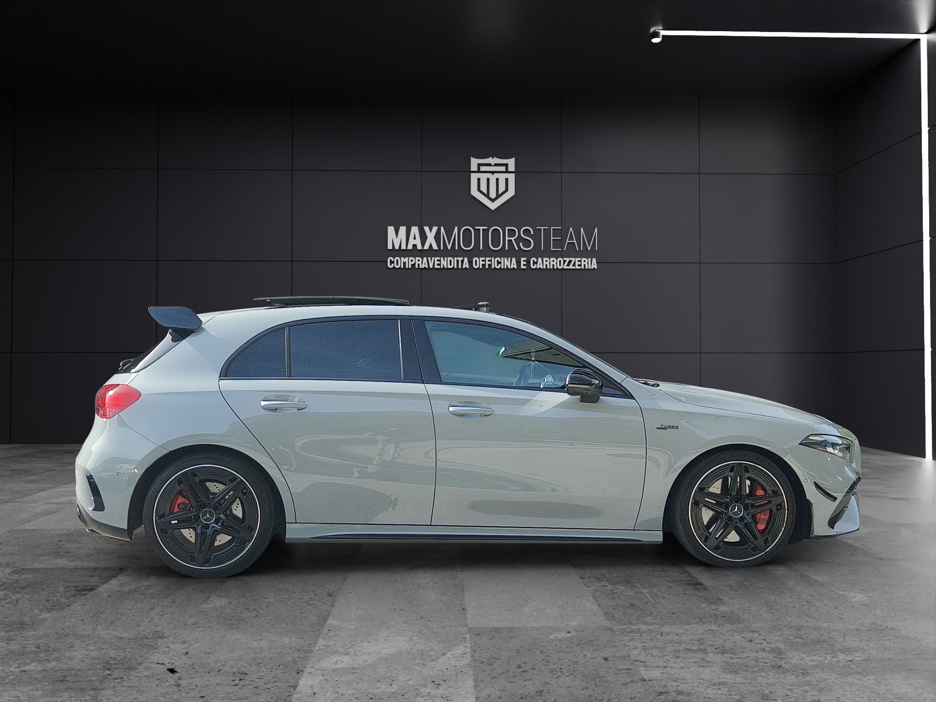 MERCEDES-BENZ A AMG 35 4Matic 8G-DCT-image-3