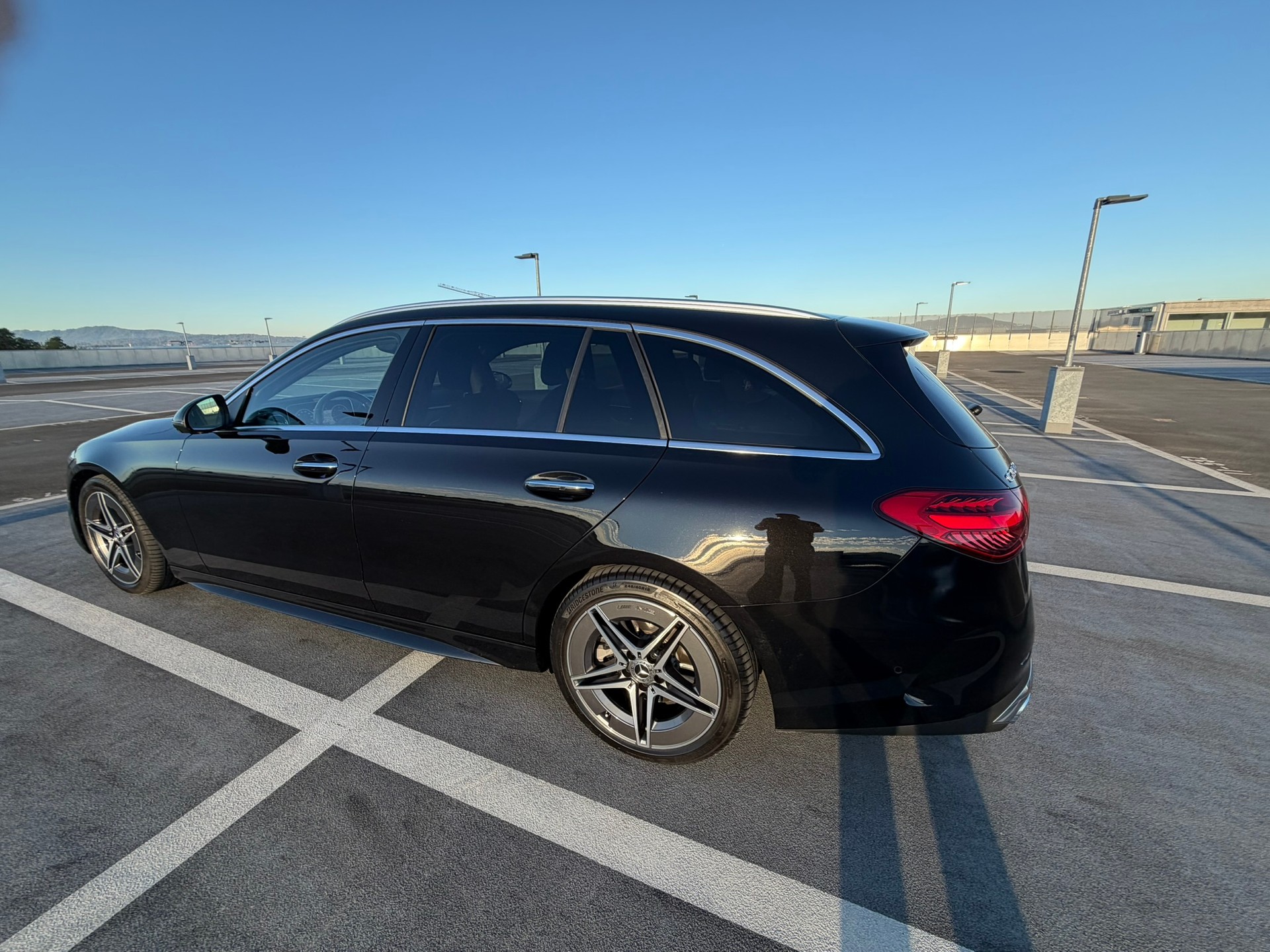 MERCEDES-BENZ C 220 d AMG Line 4matic-image-3