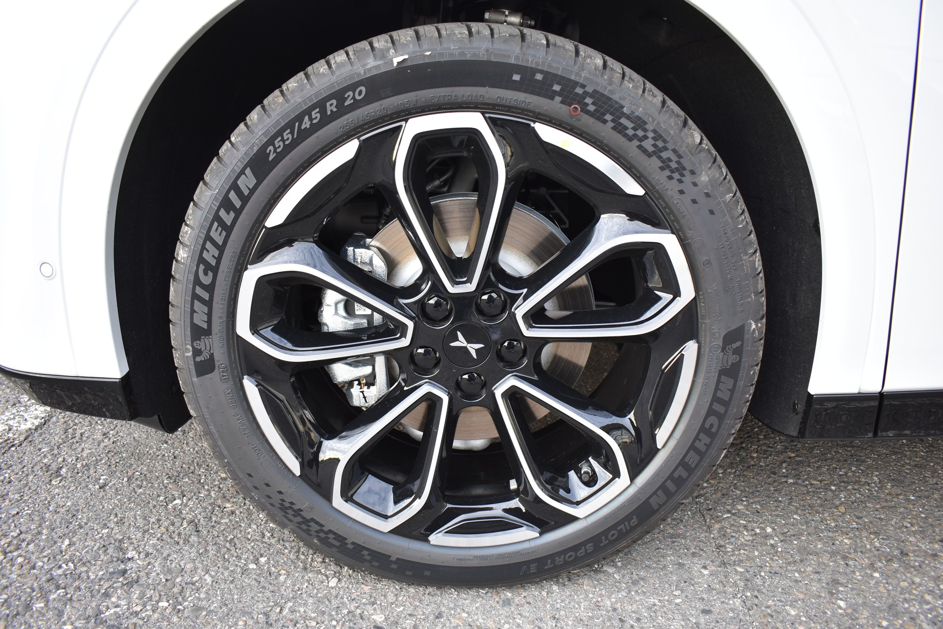 XPENG G6 80kWh Performance AWD-image-12