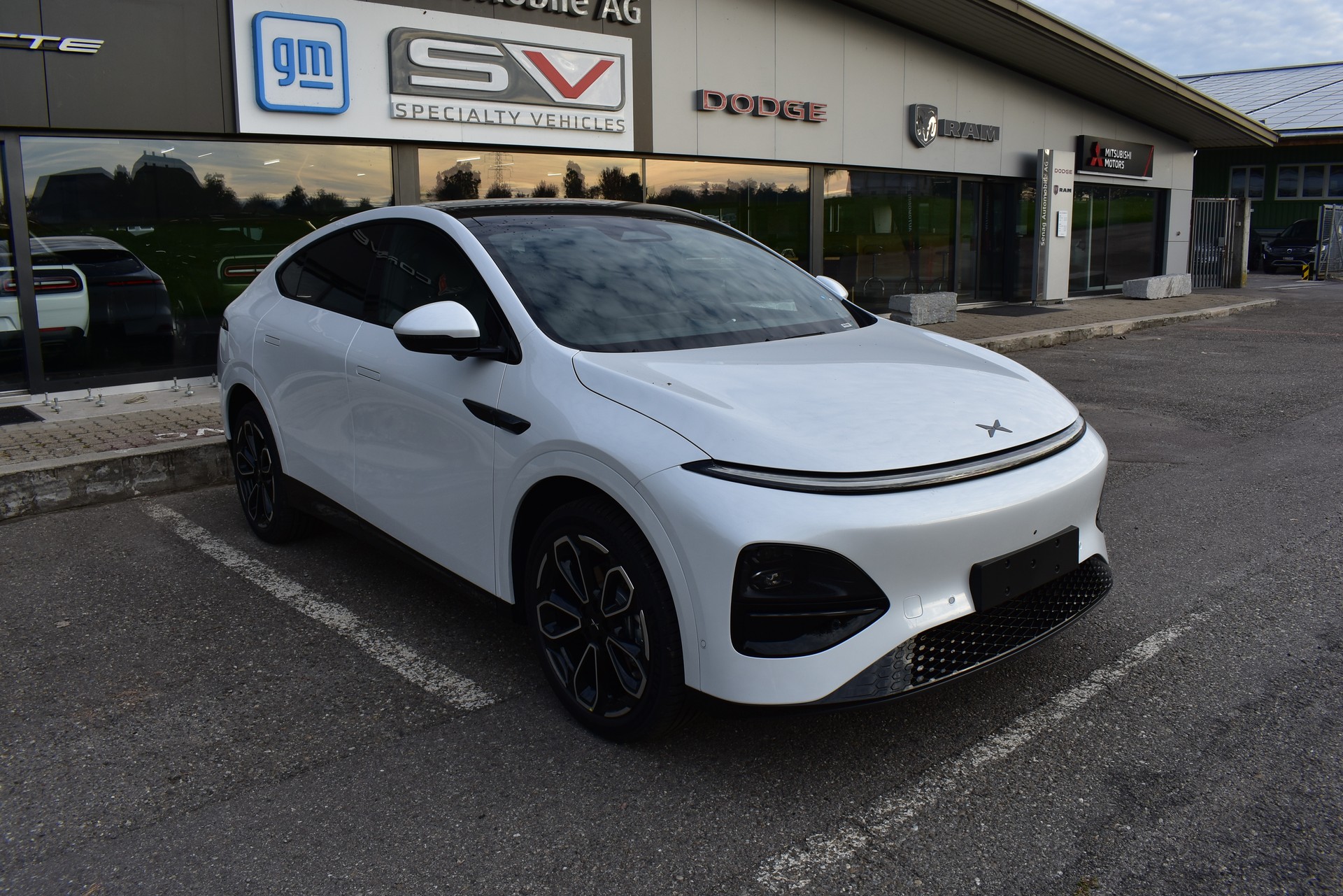 XPENG G6 80kWh Performance AWD-image-1