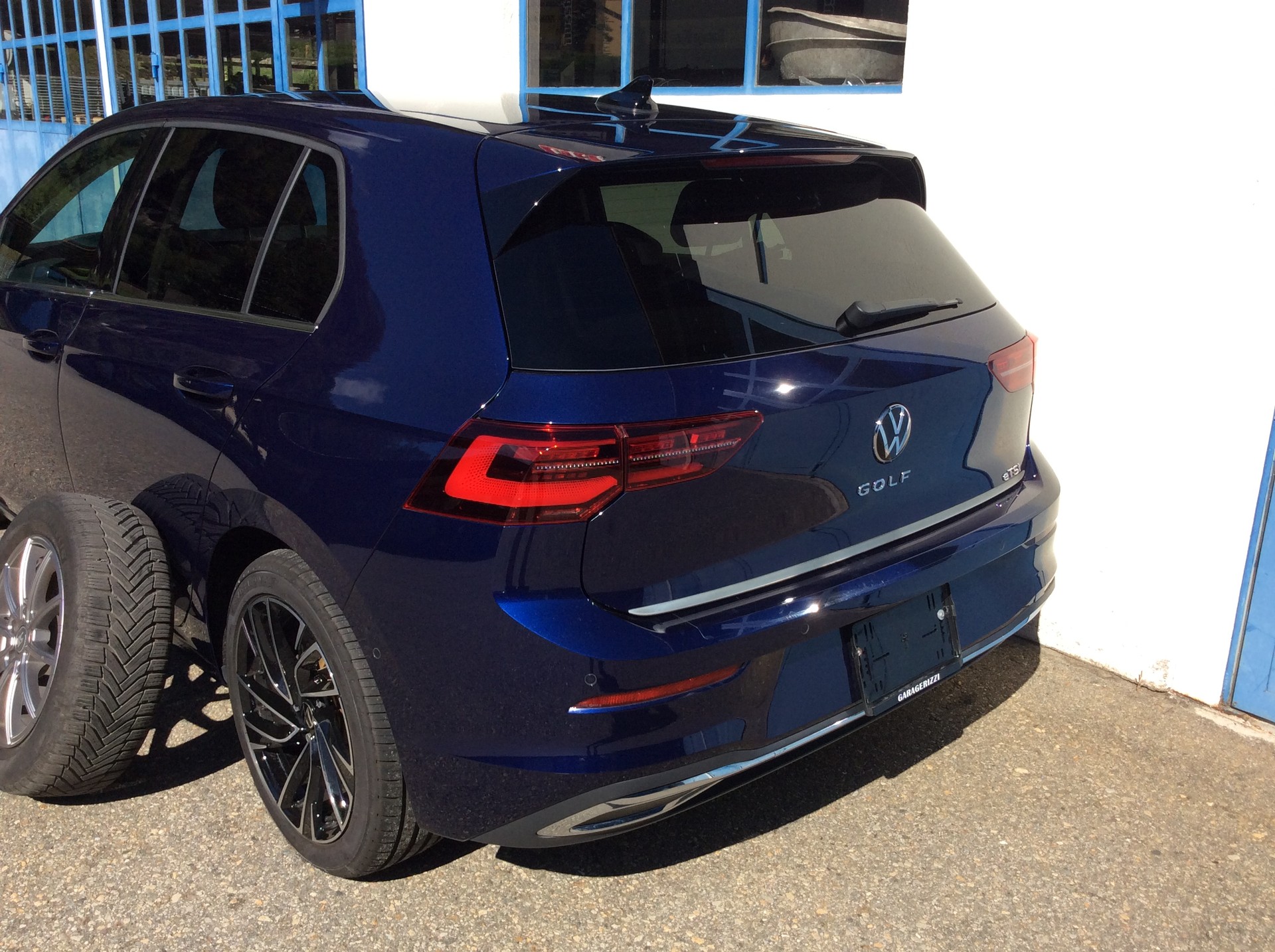 VW Golf 1.5 eTSI mHEV ACT Style DSG-image-2