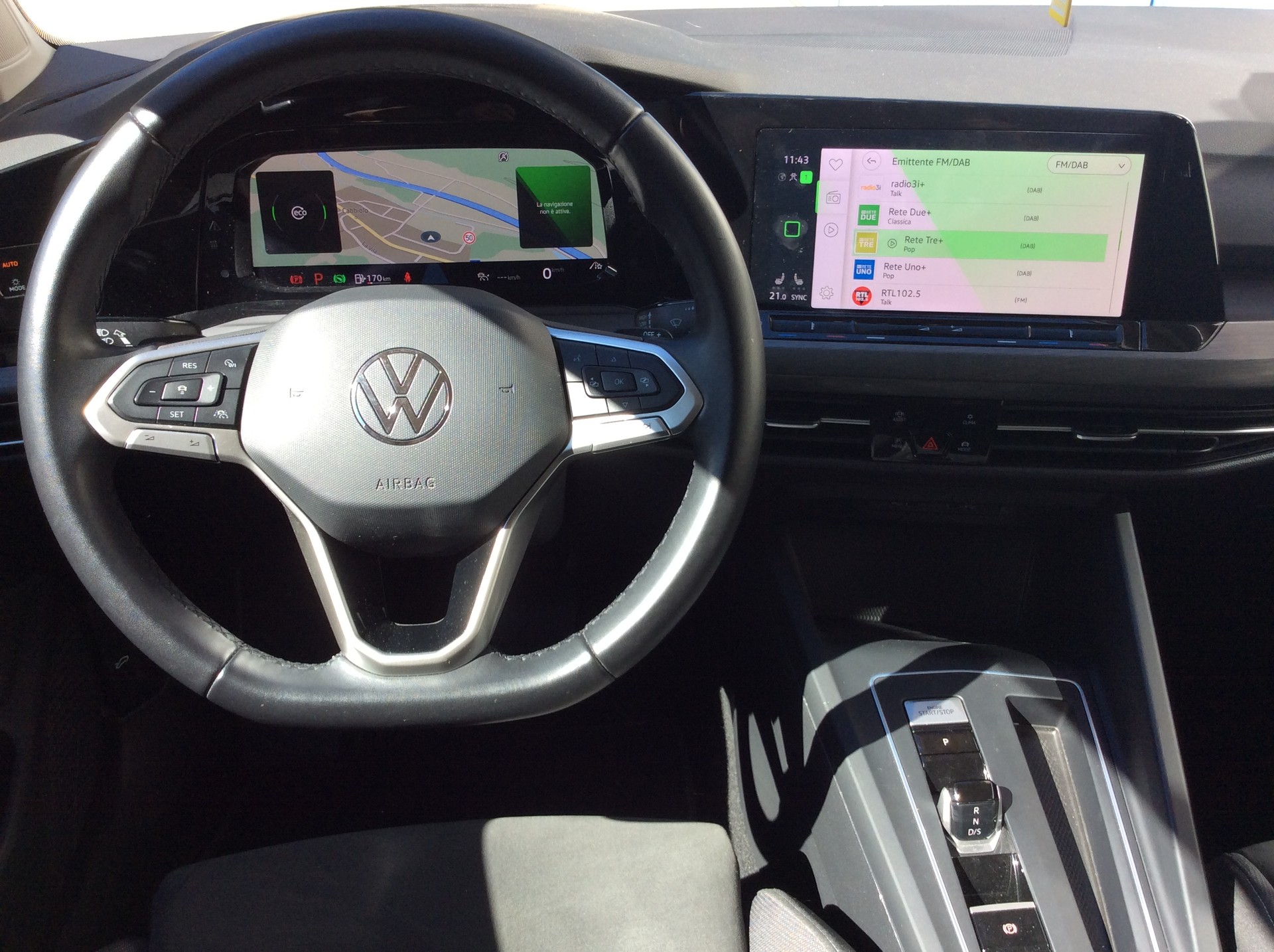 VW Golf 1.5 eTSI mHEV ACT Style DSG-image-6