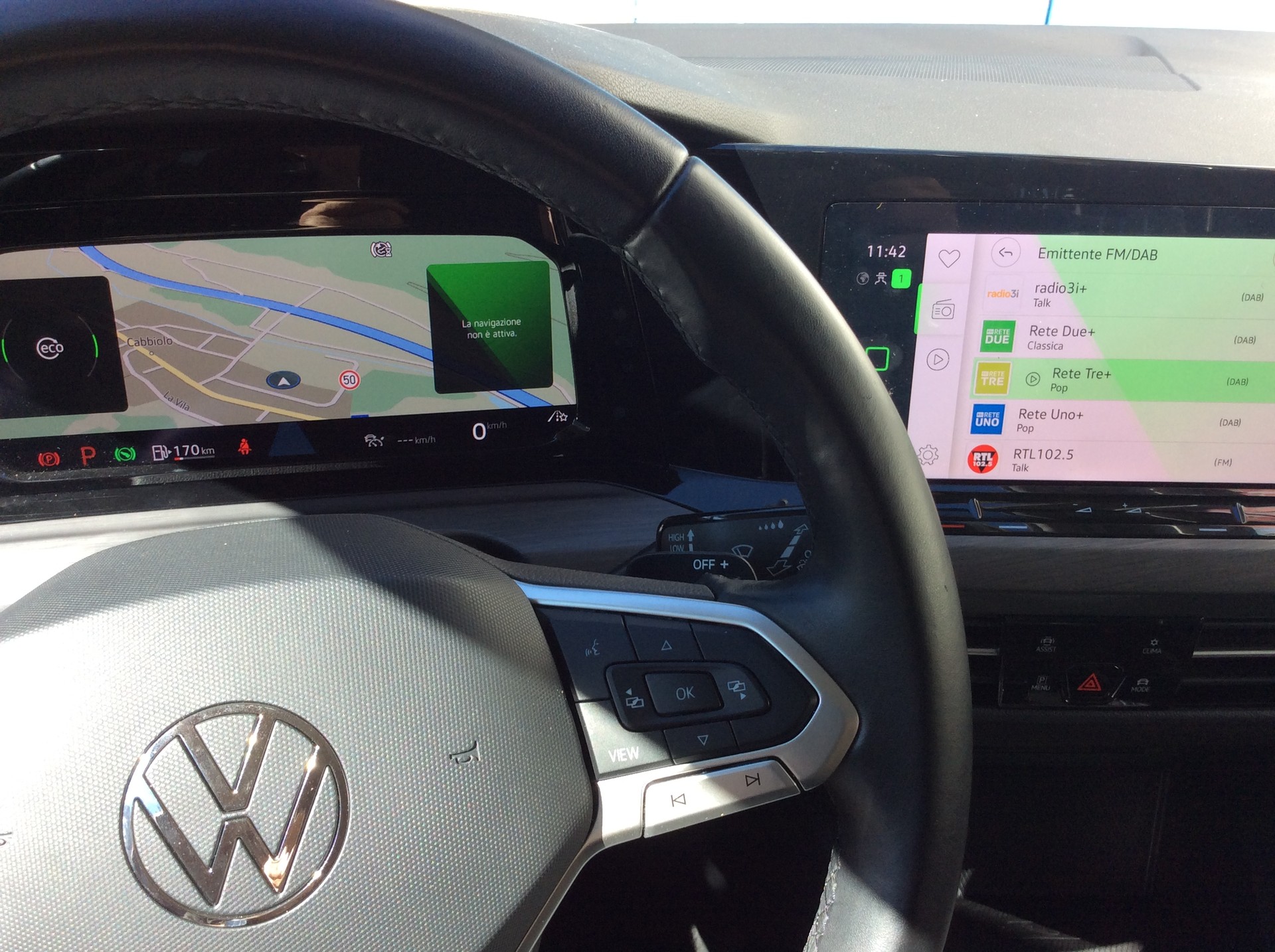 VW Golf 1.5 eTSI mHEV ACT Style DSG-image-4